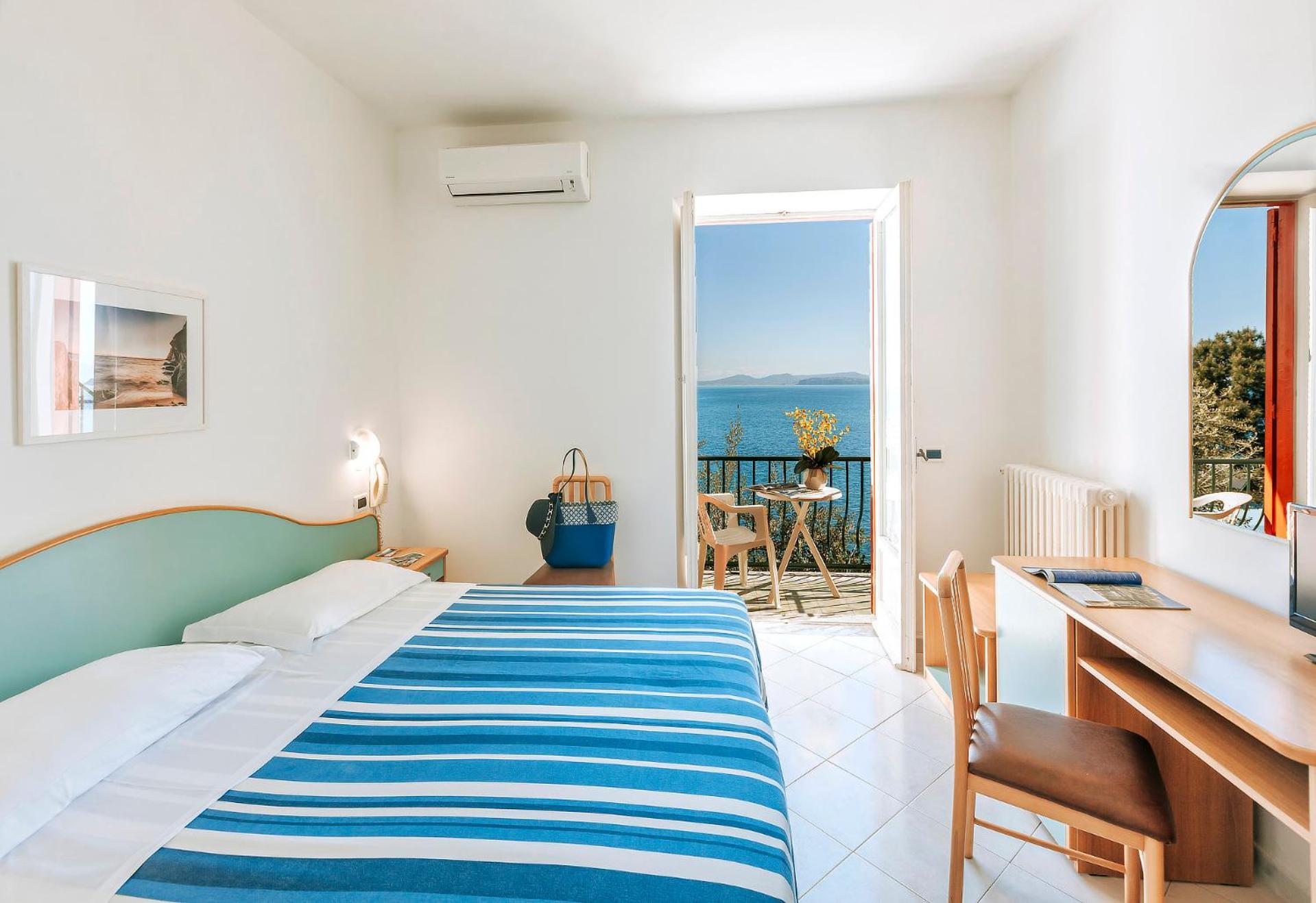Standard Double or Twin Room with Sea View