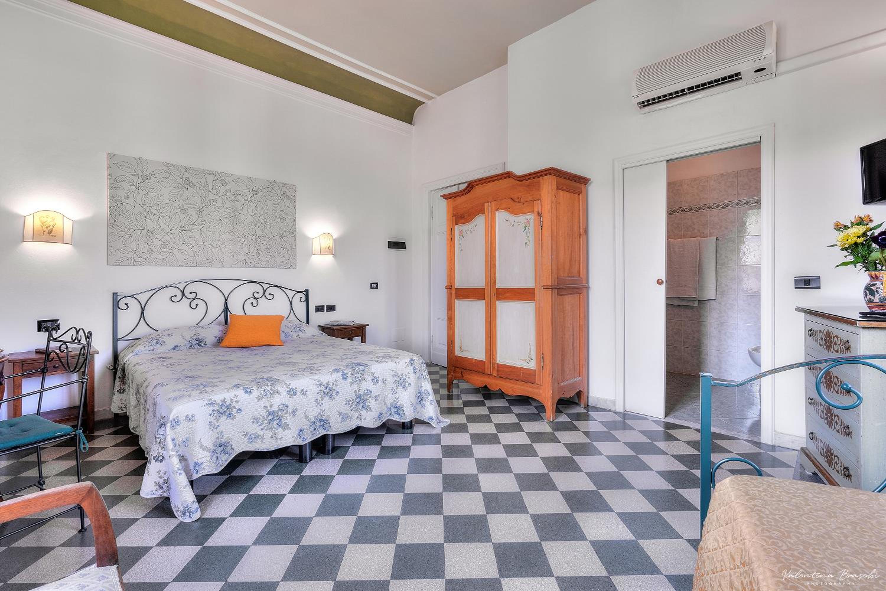 Triple Room photo 2