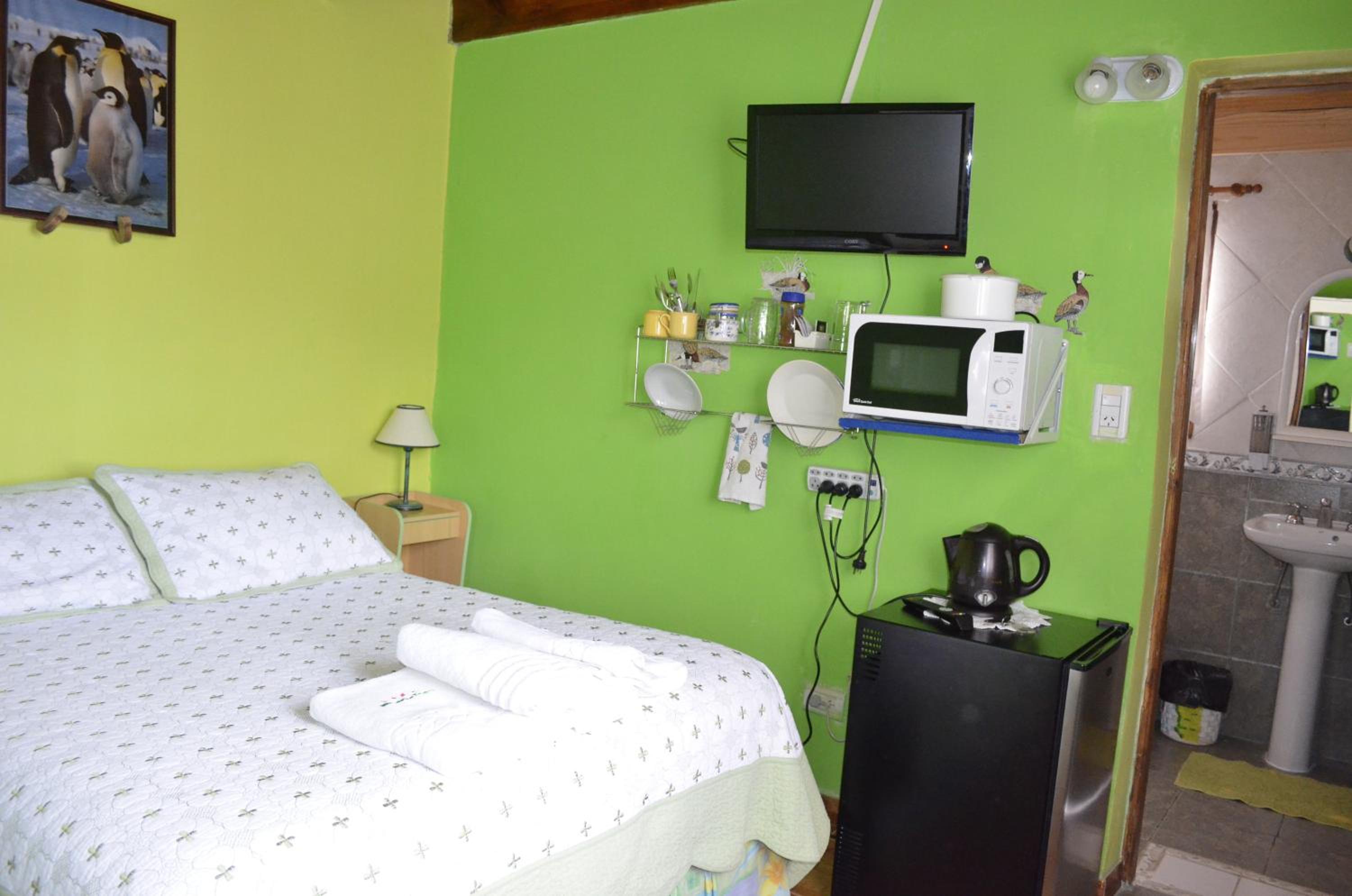 Double or Twin Room with Private Bathroom photo 1