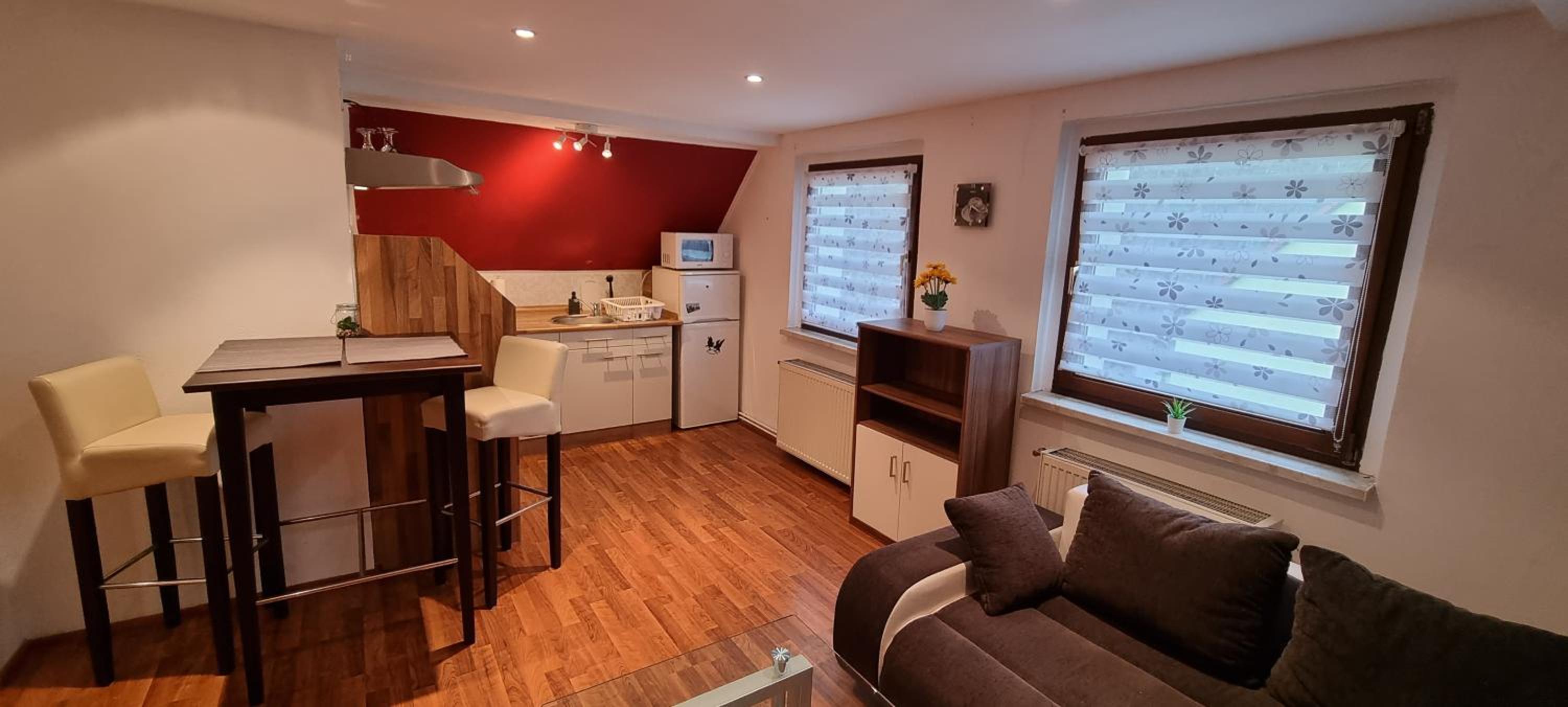 One-Bedroom Apartment photo 2
