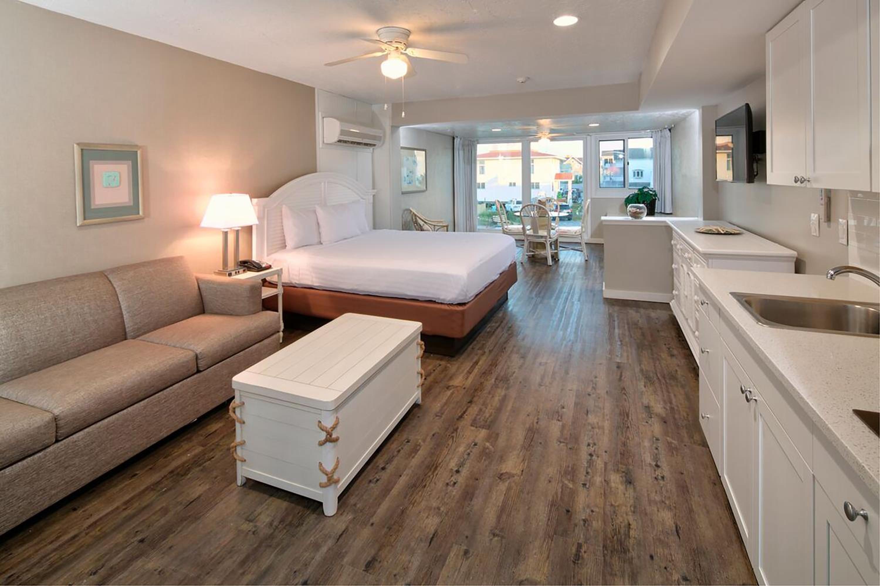 Standard Room- Street View photo 1