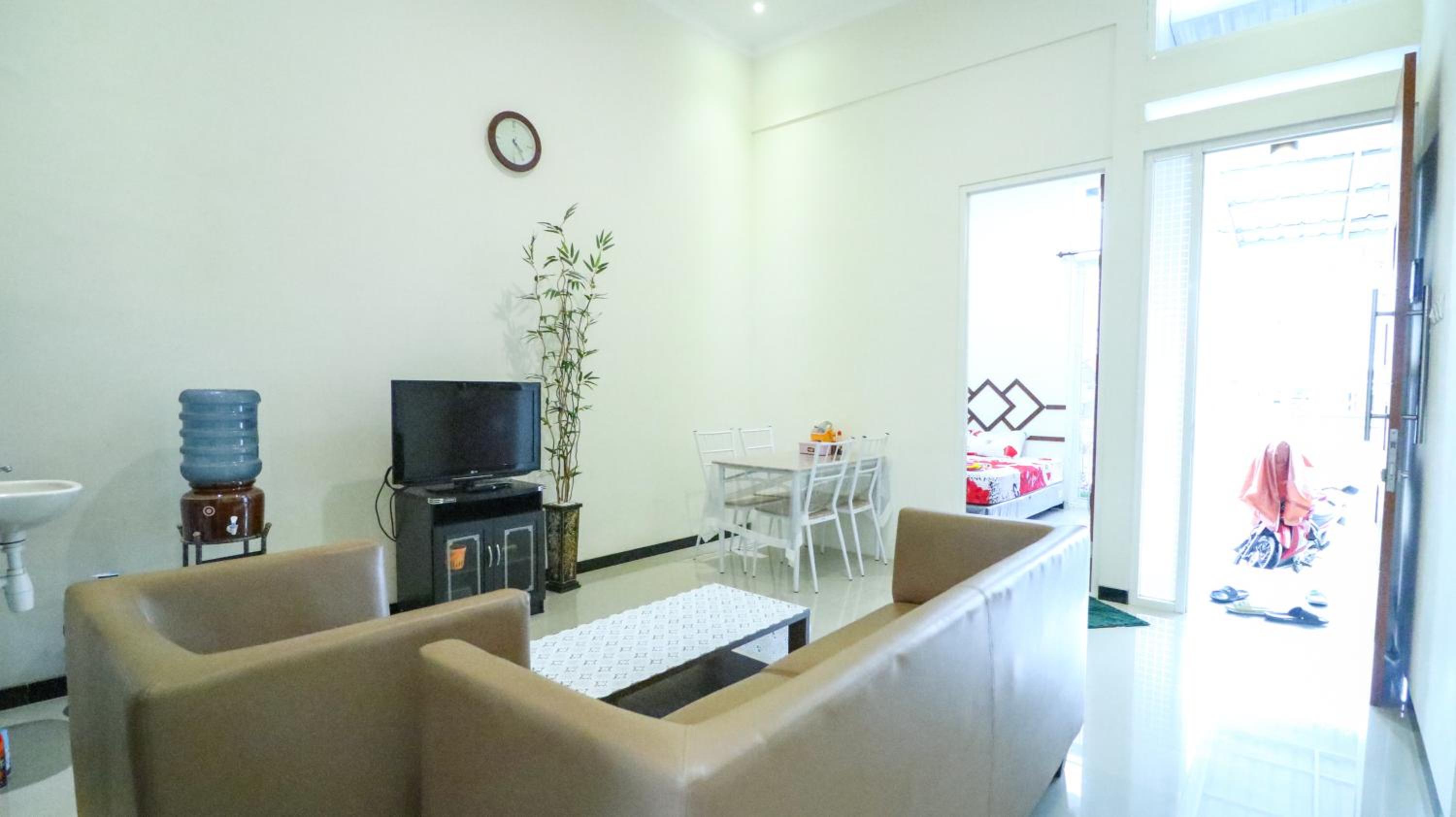 Three-Bedroom Villa photo 1