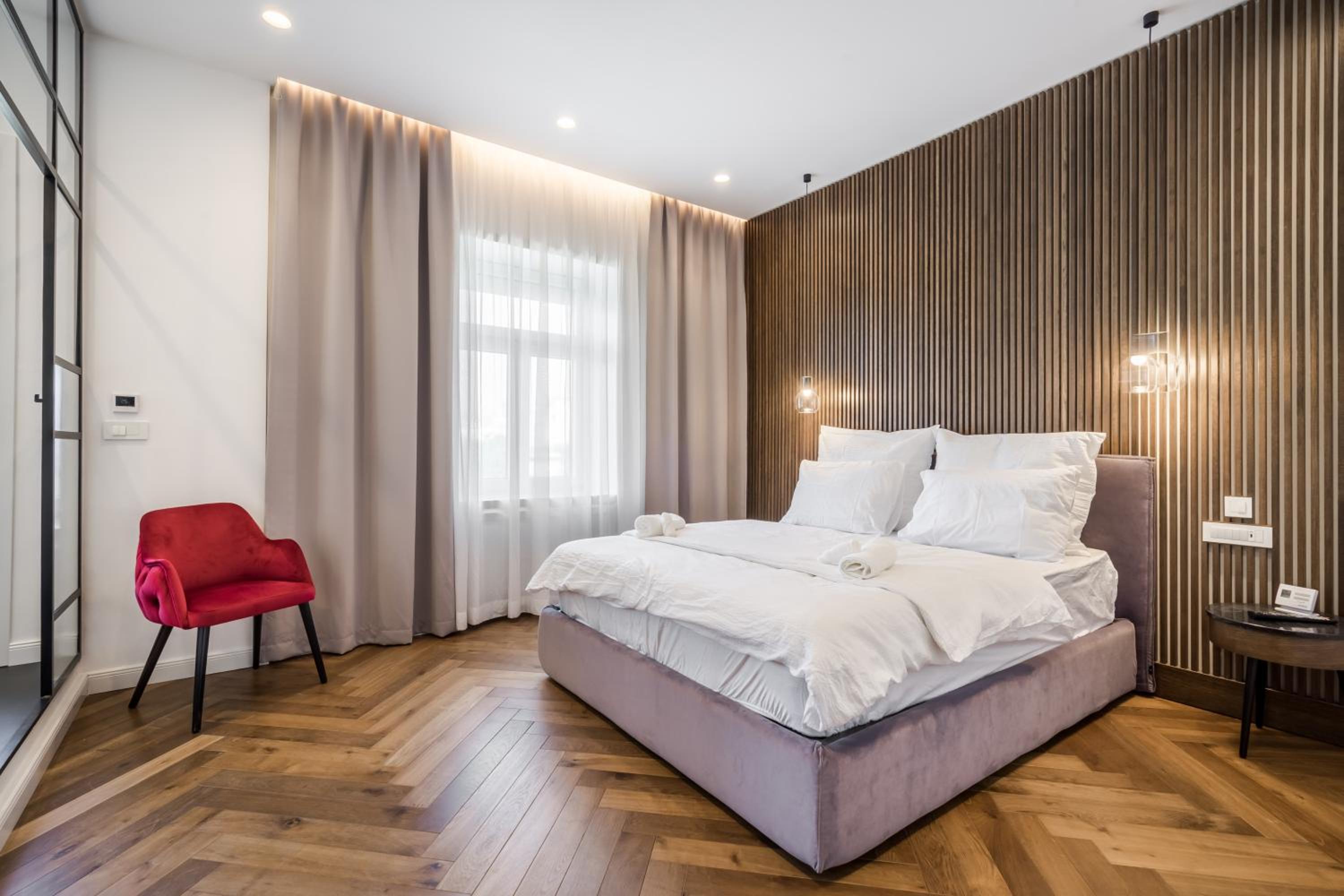 Superior Queen Room