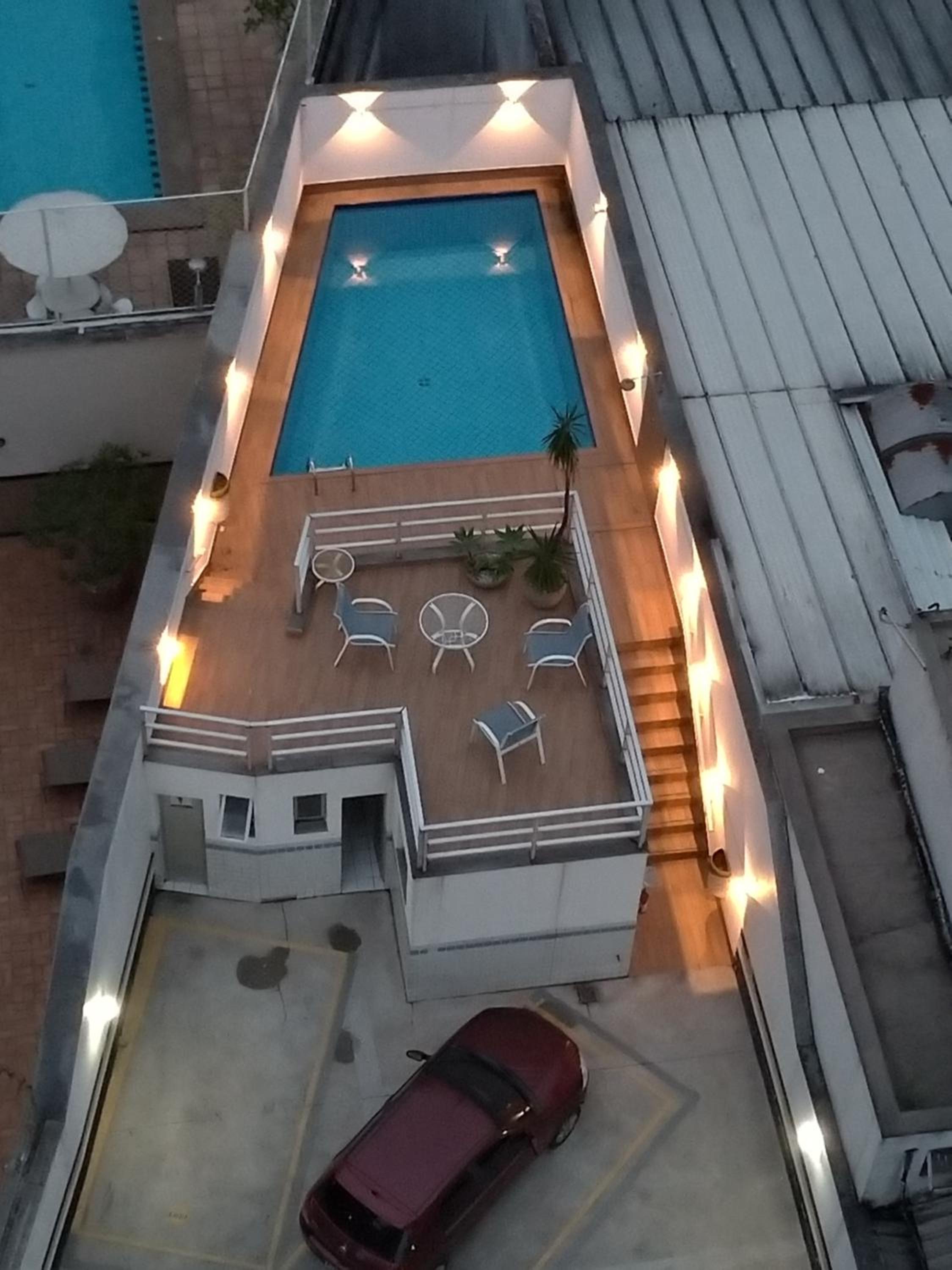Apartment with Pool View photo 2