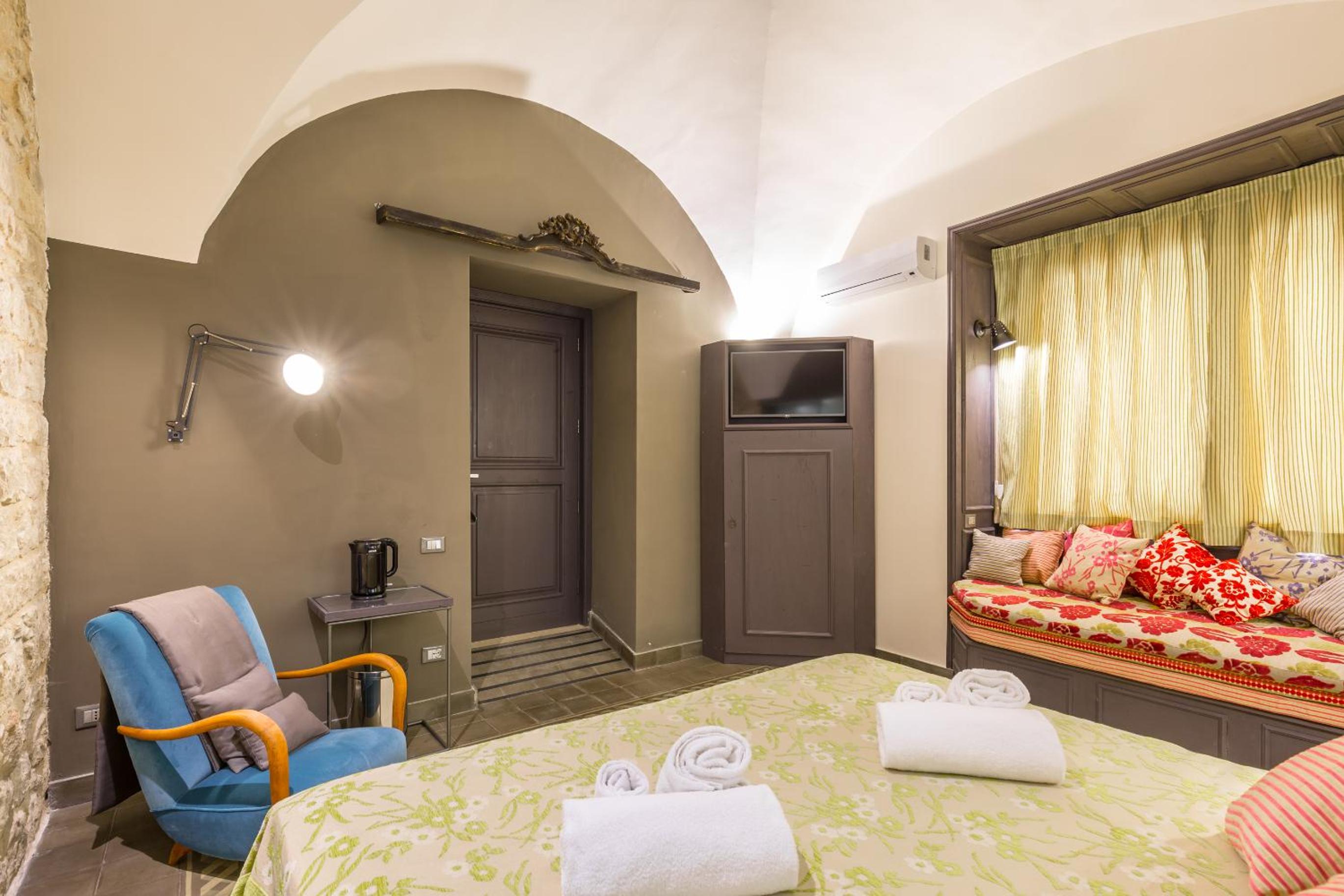 Apartment - Ground Floor photo 2