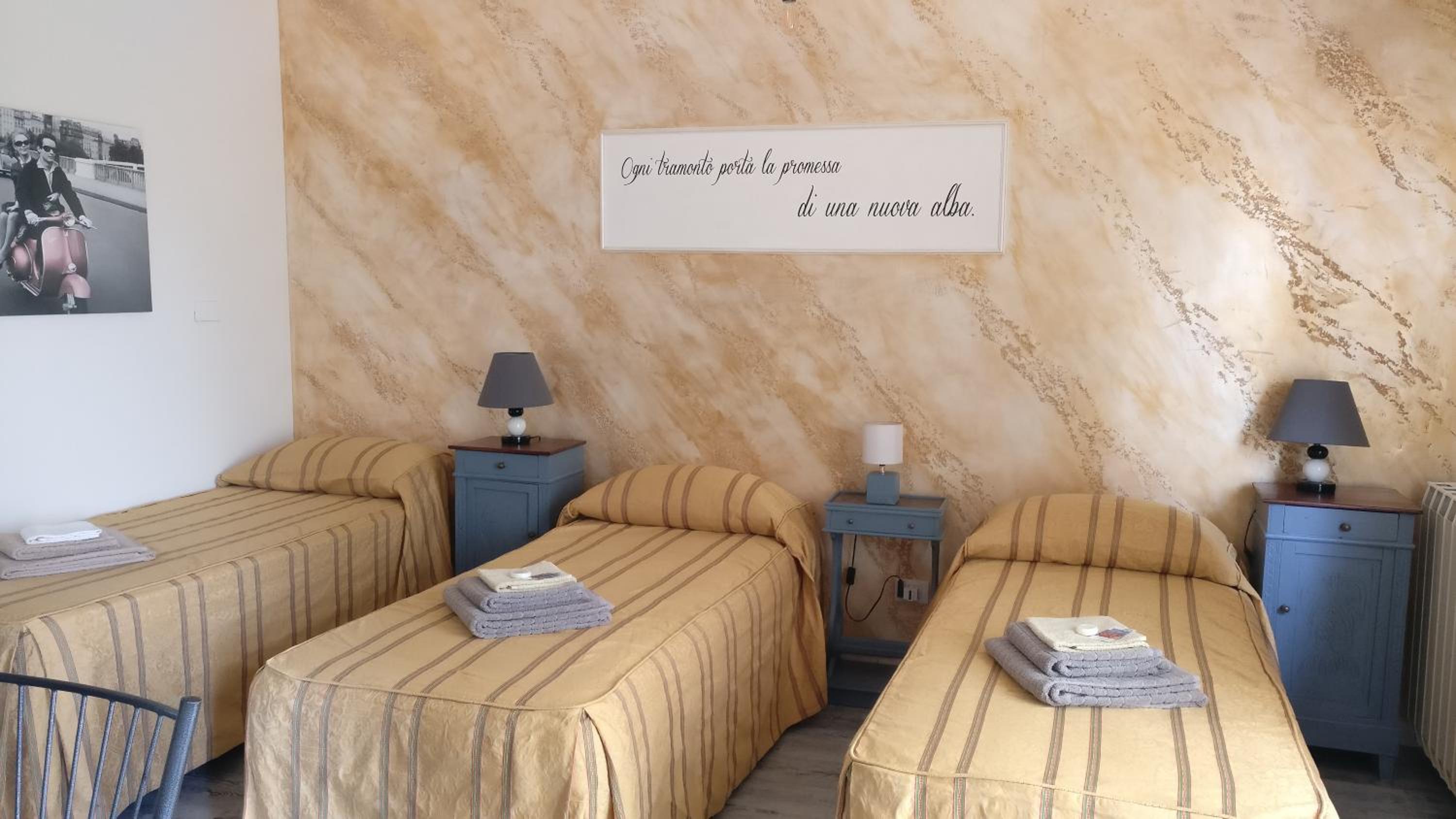 Triple Room with Private Bathroom photo 2