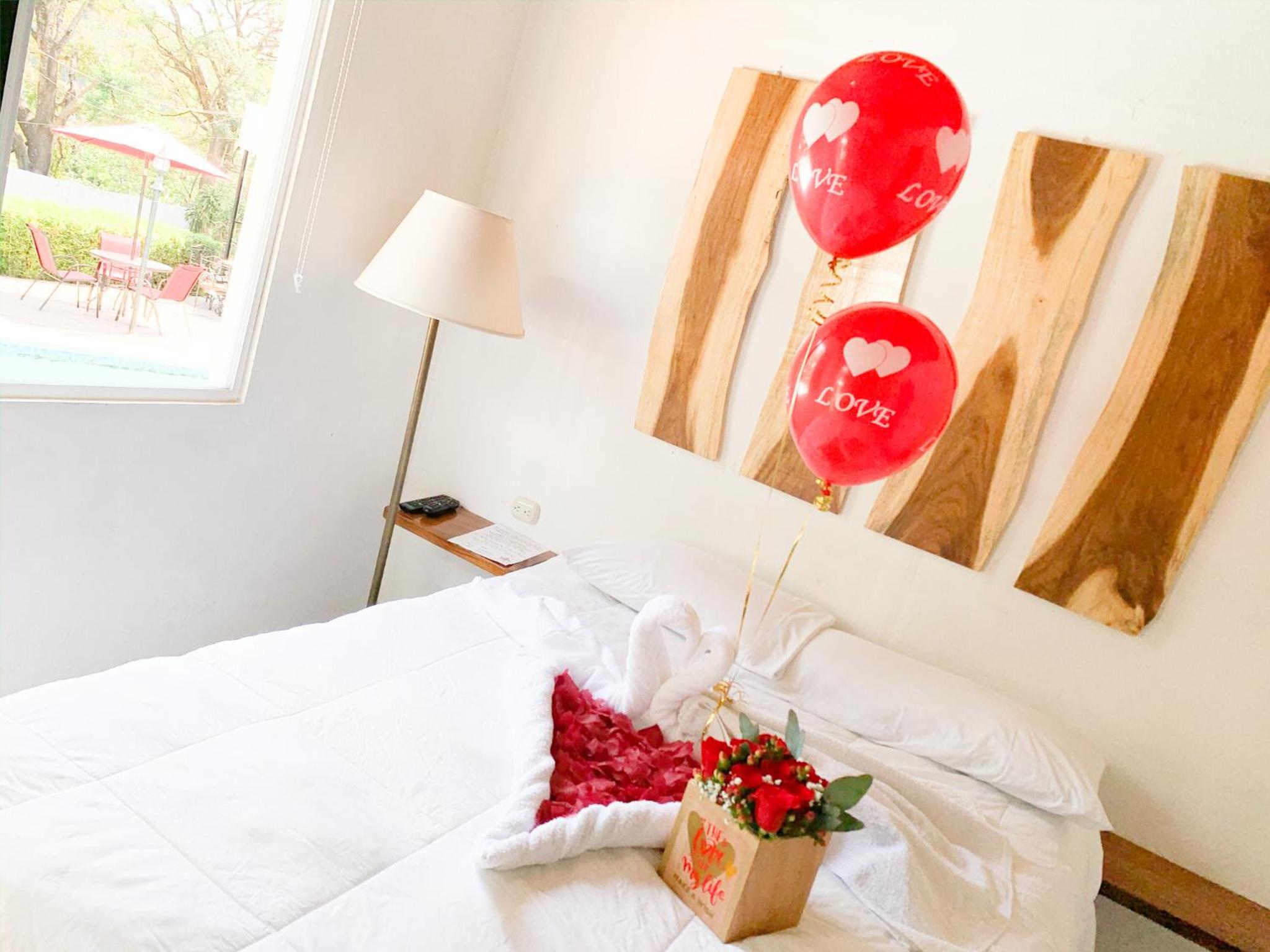 Deluxe Room (1 adult + 1 child) photo 1
