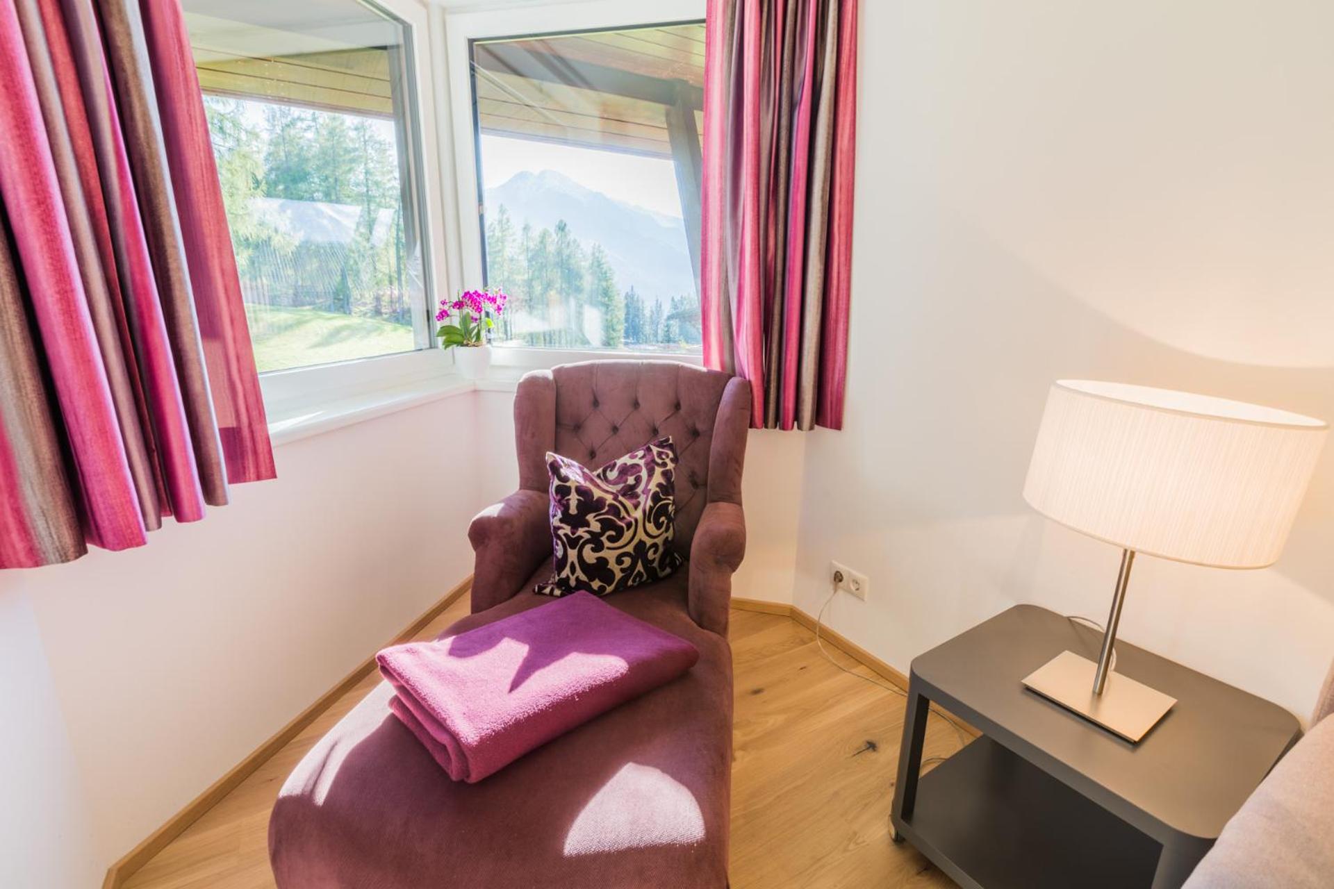 Apartment with Balcony photo 1