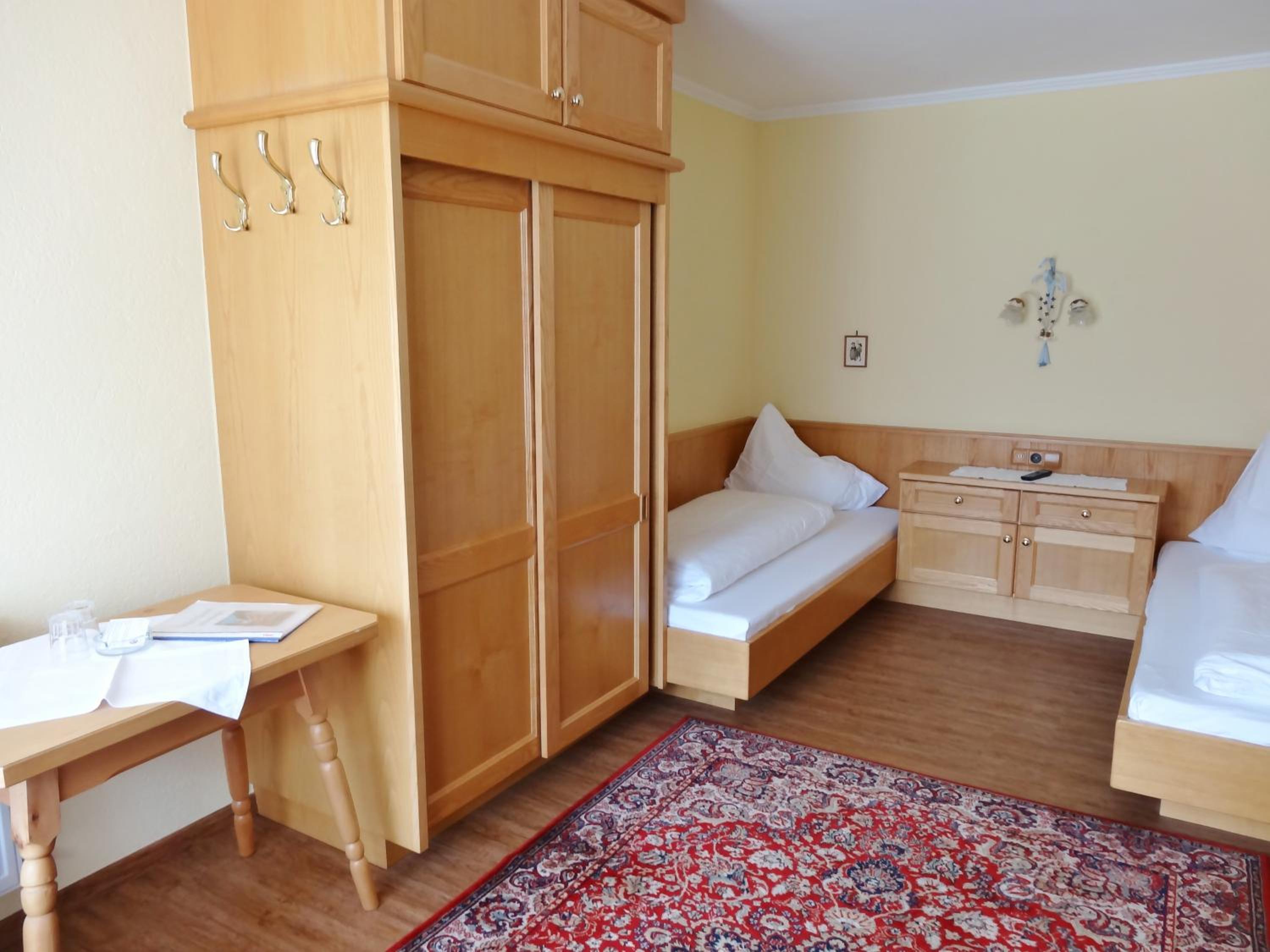 Single Room photo 1