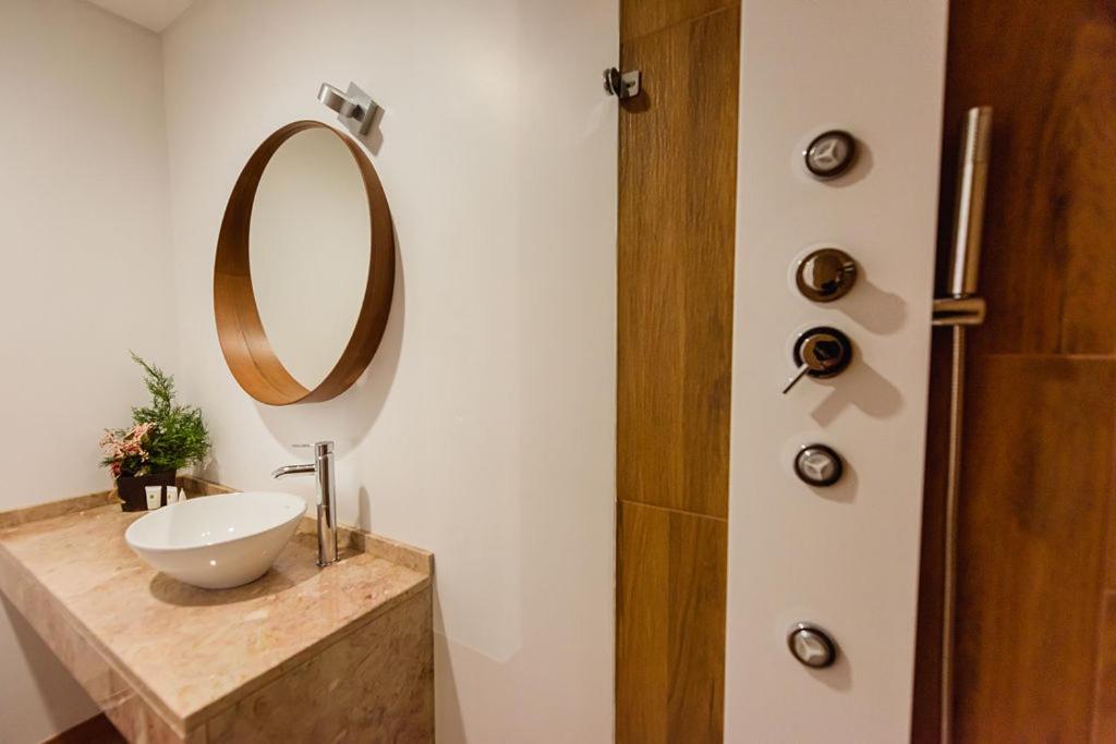 Superior Twin Room - Photo 4