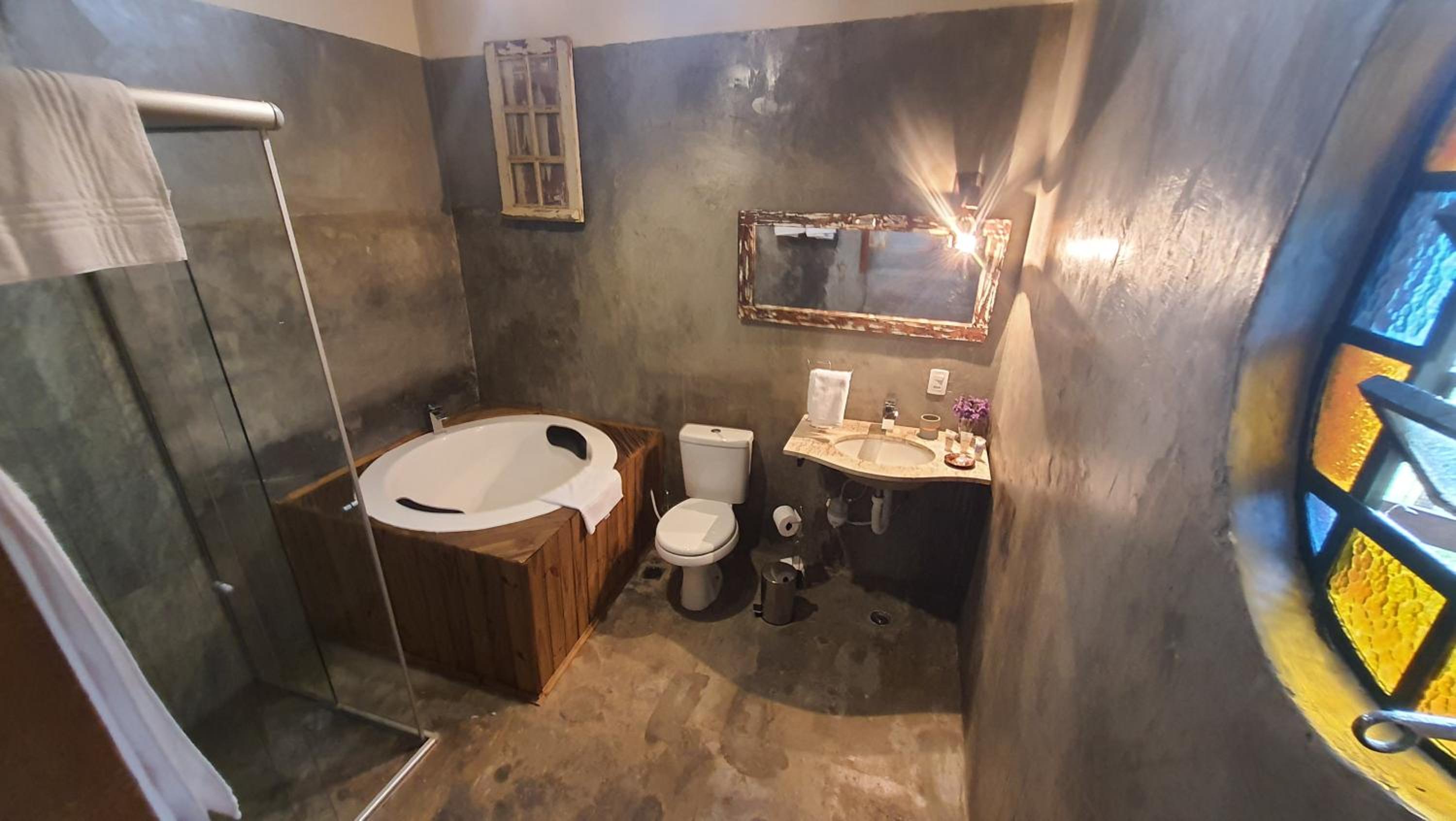 Queen Suite photo 3