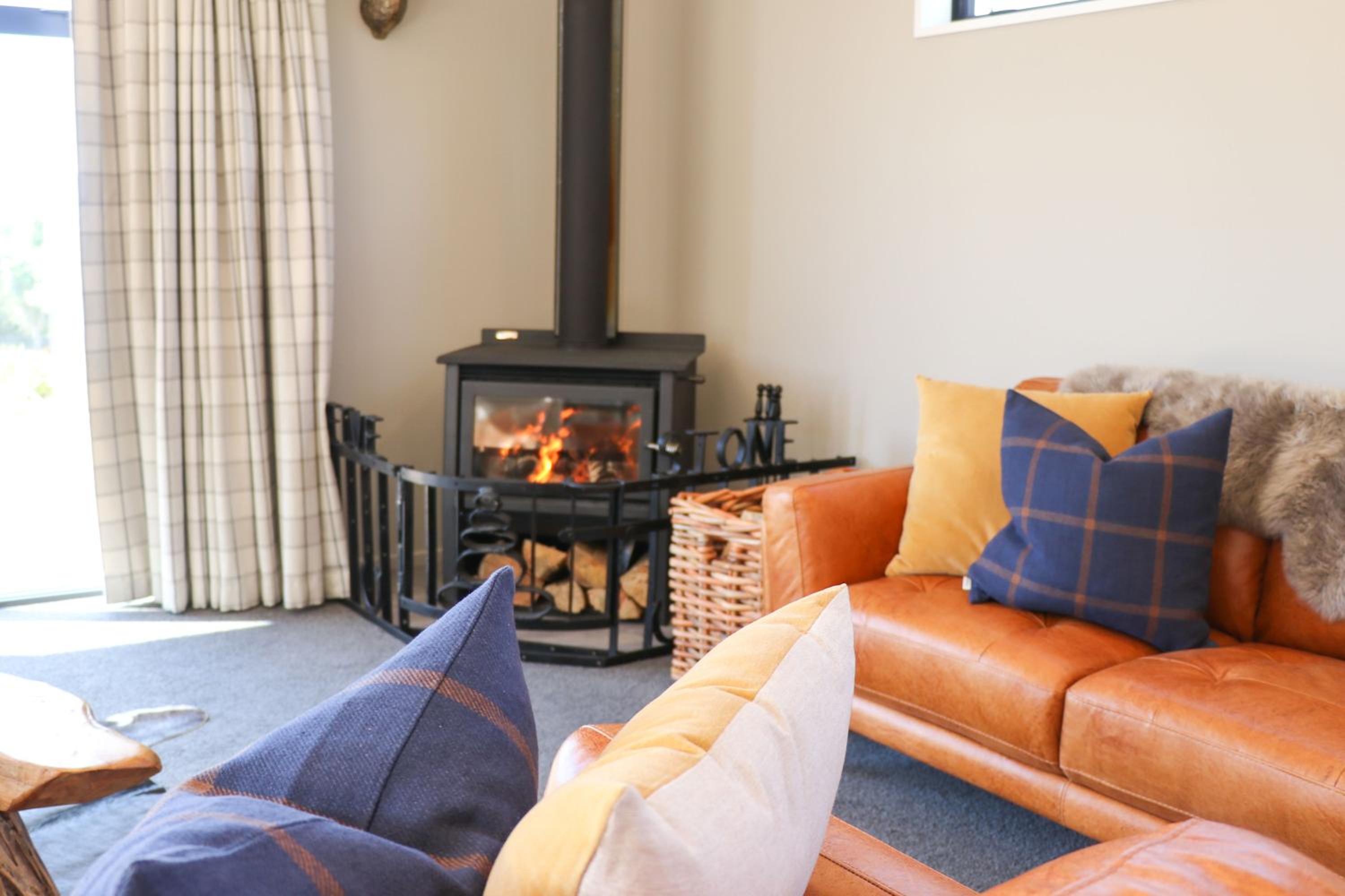 Three-Bedroom Townhouse - Photo 9