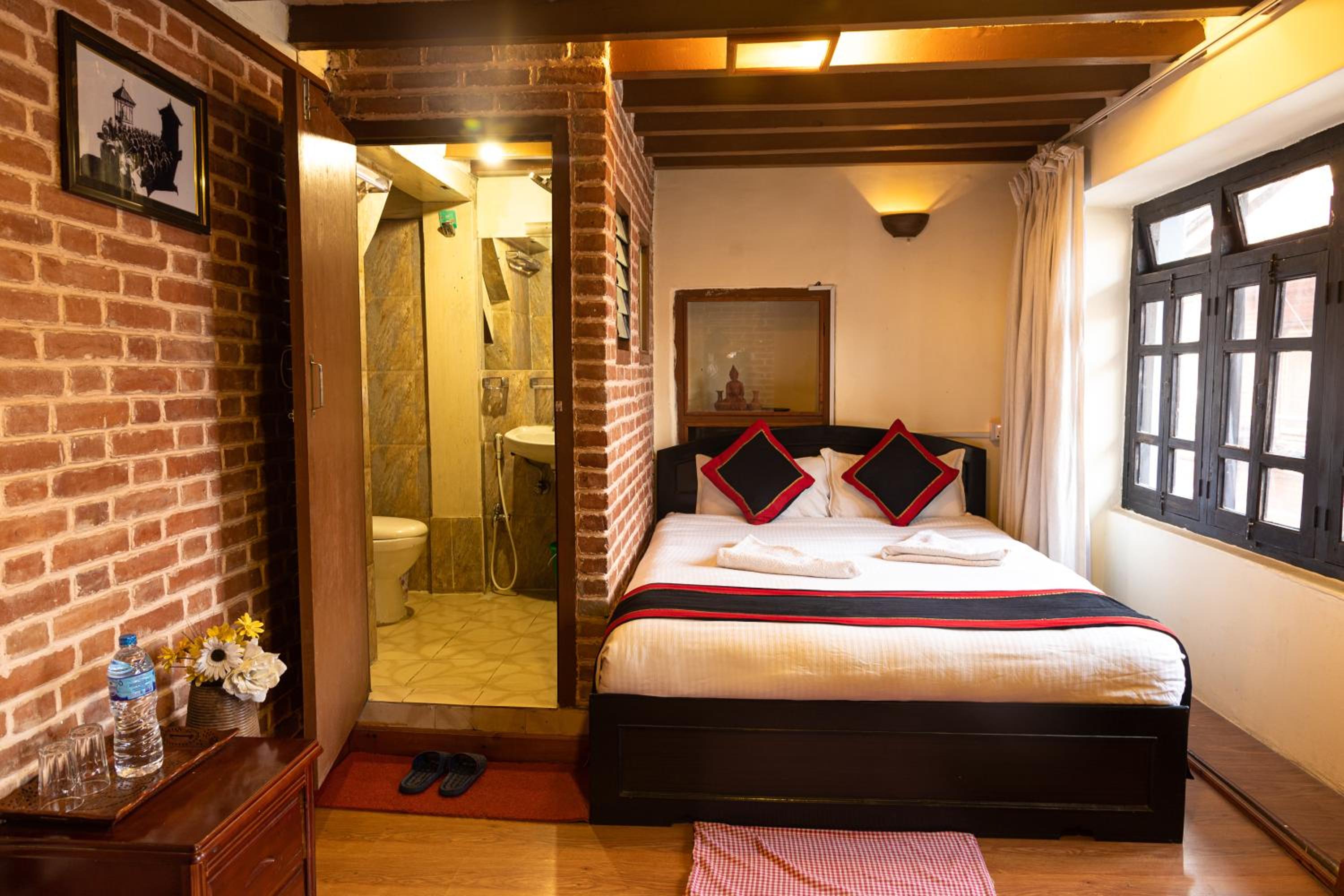 Deluxe Double Room photo 2