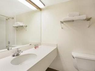 King Room - Non Smoking/Pet Friendly - Photo 4
