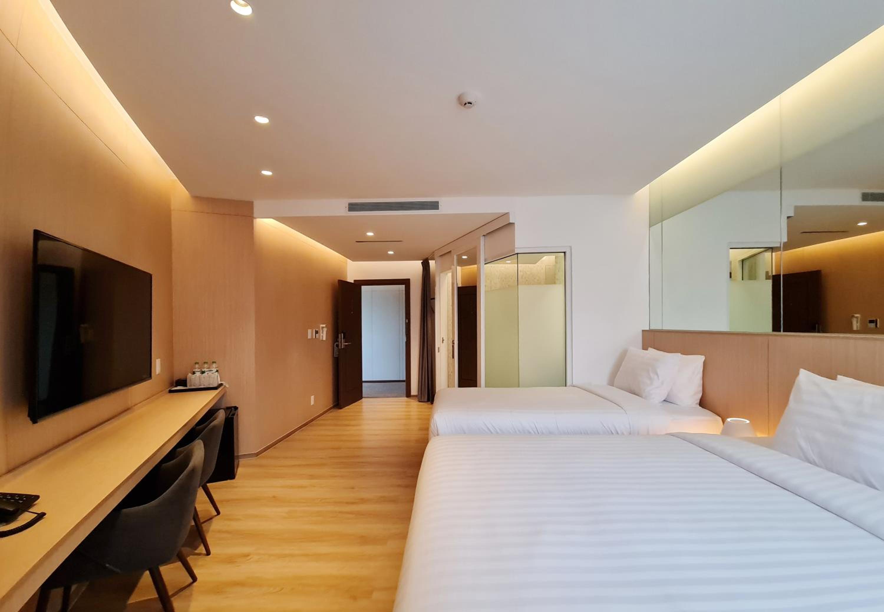 Superior Triple Room photo 2