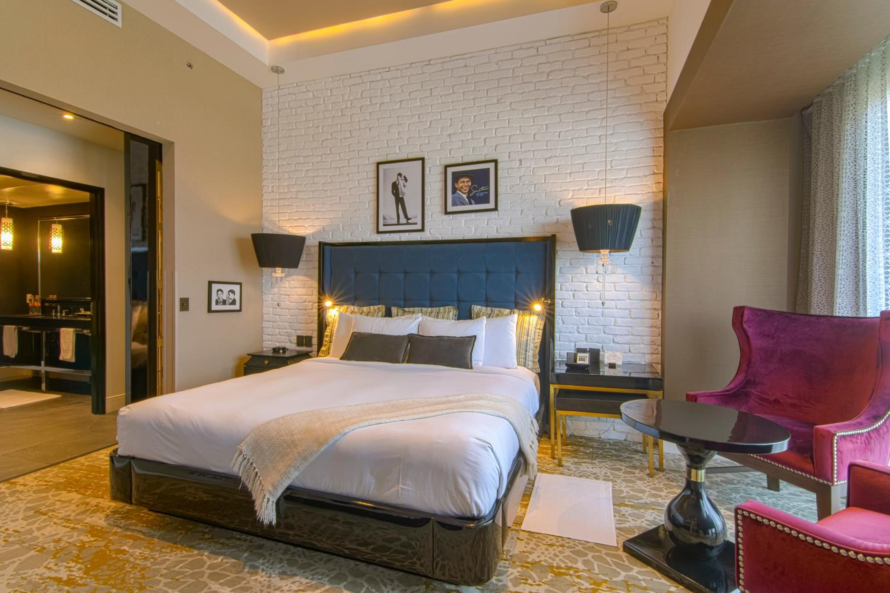 Loft 1 King Bed