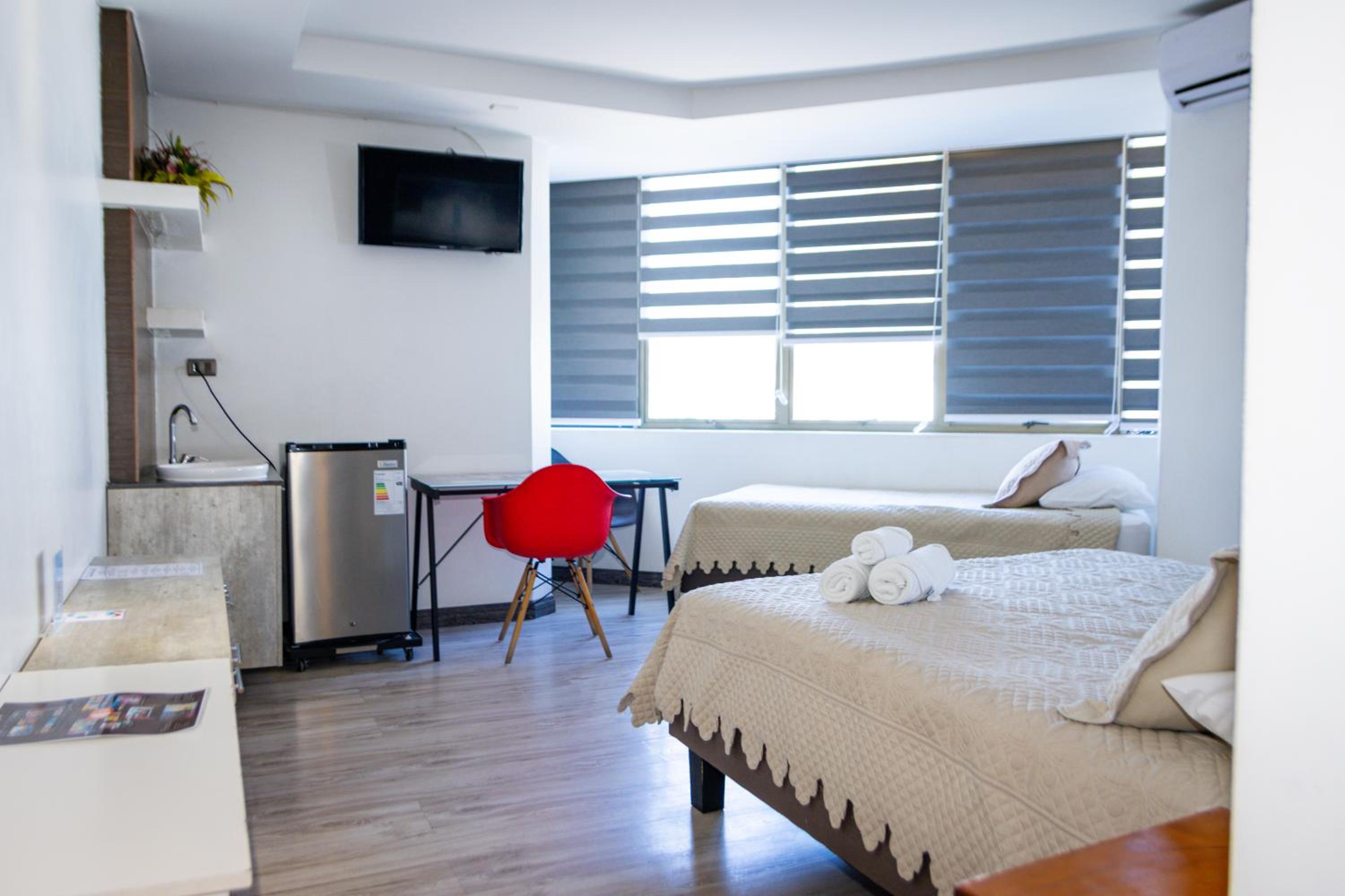 Superior Triple Room photo 2
