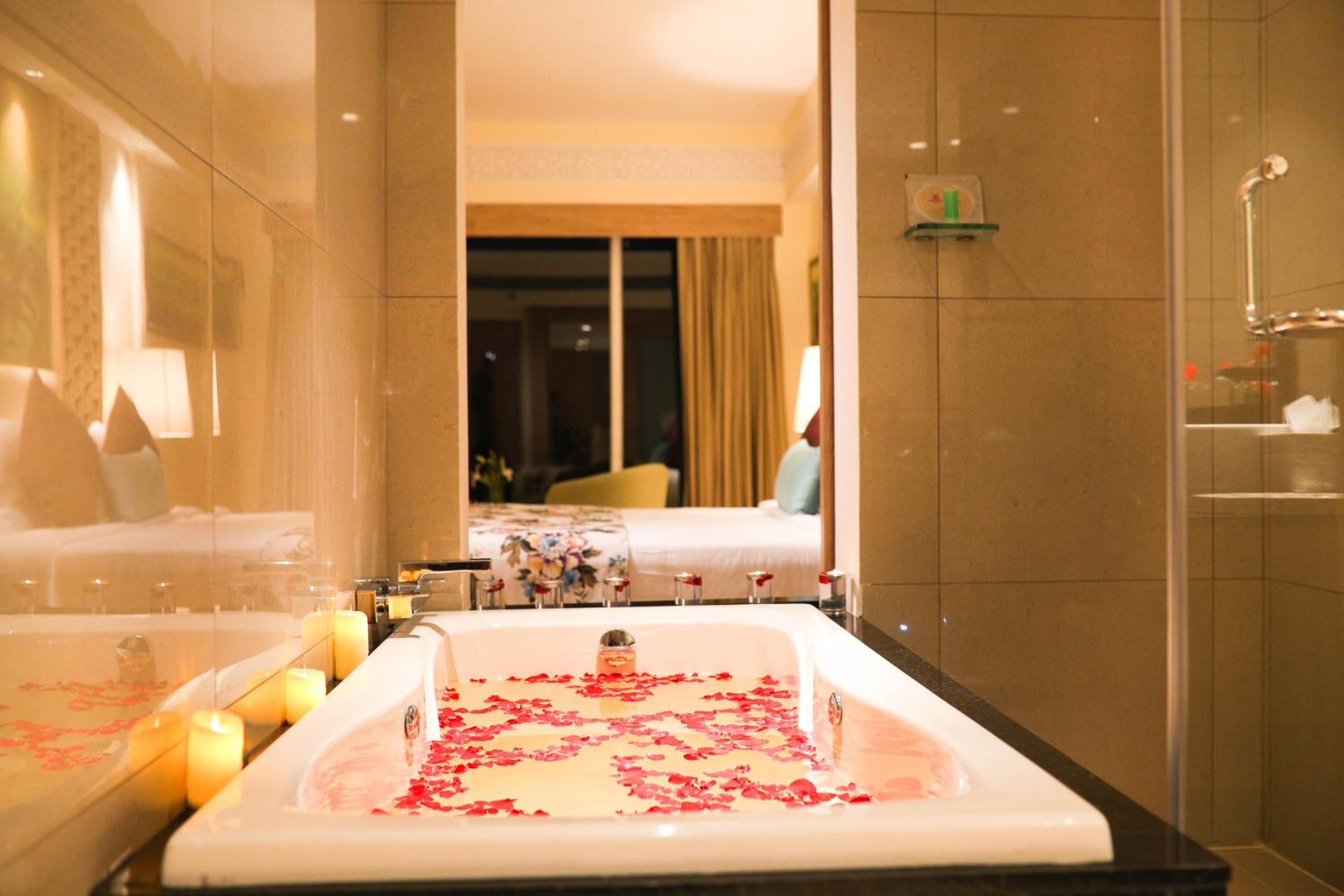 Luxury Suite Luxury Suite