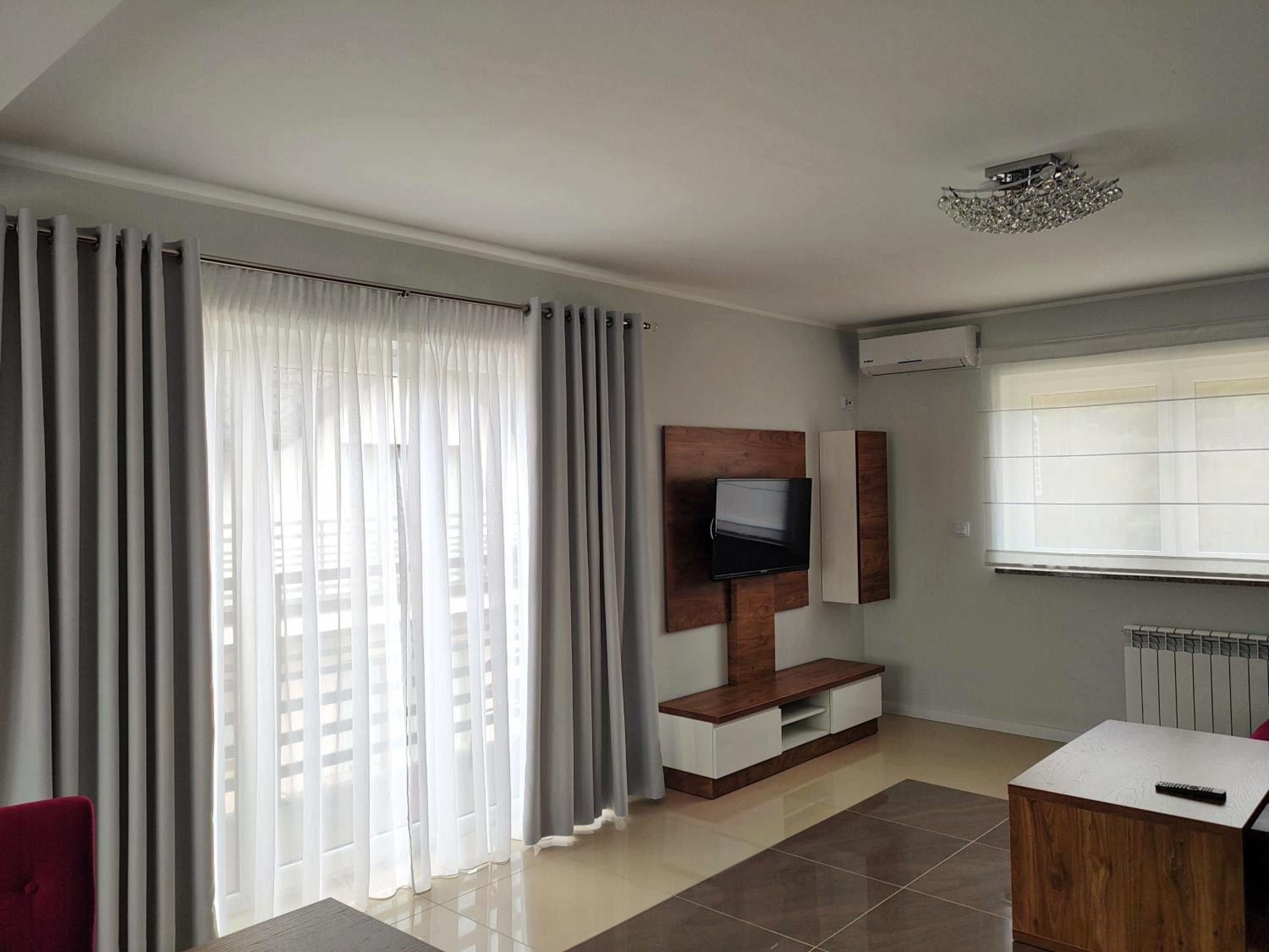 Deluxe One-Bedroom Apartment with Balcony  - Photo 7