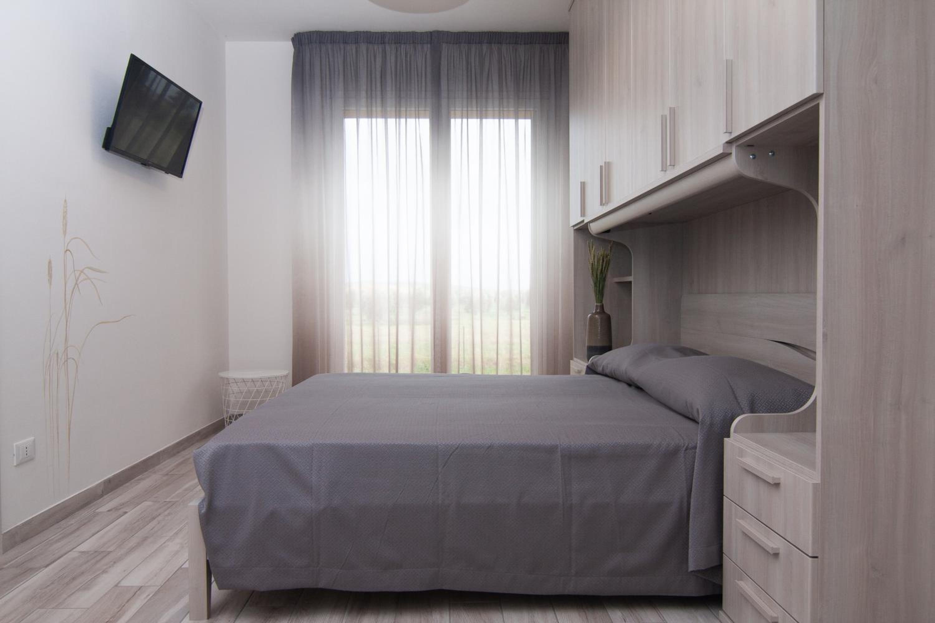 Triple Room with Private Bathroom photo 2