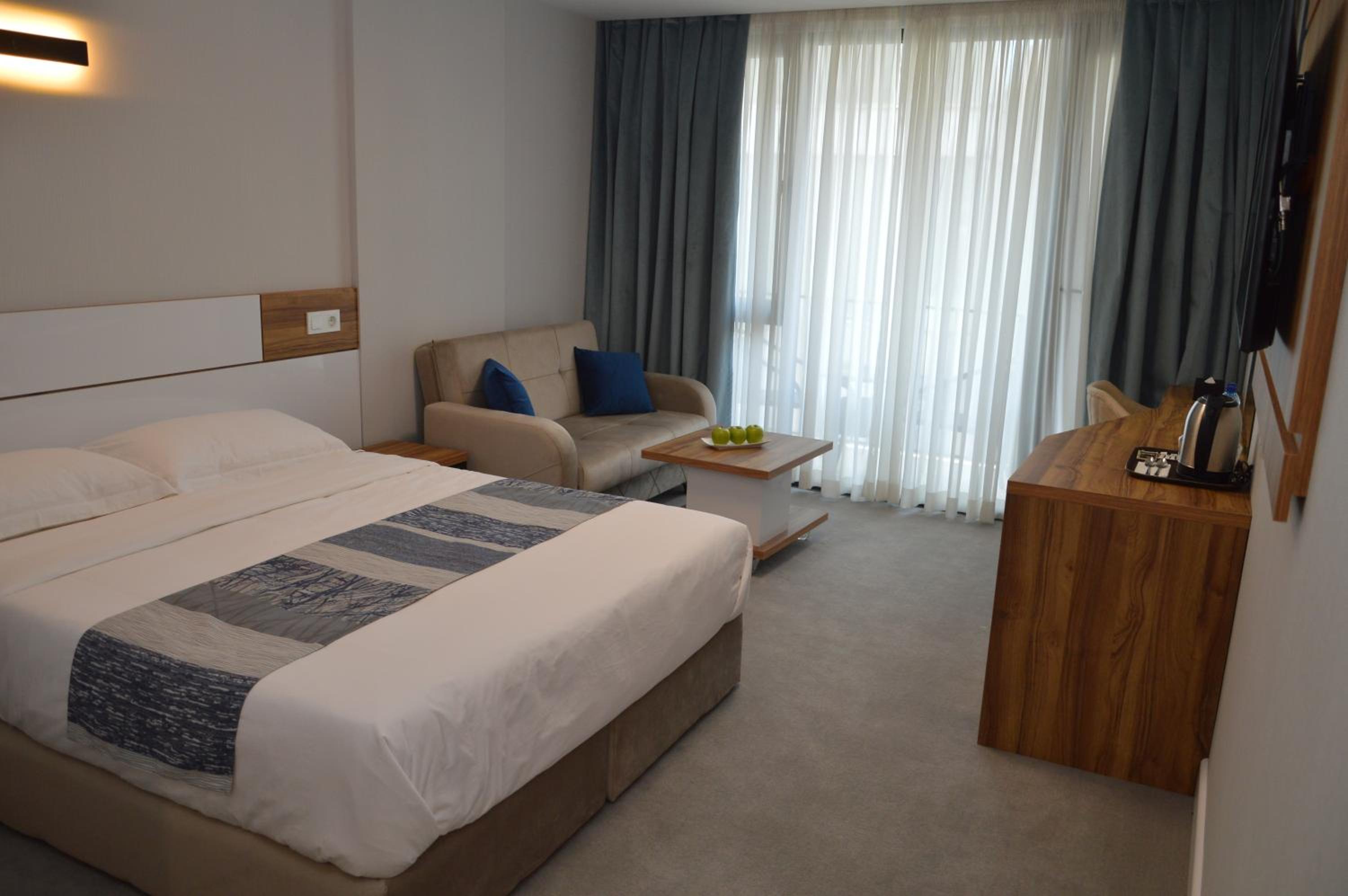 Deluxe Single Room