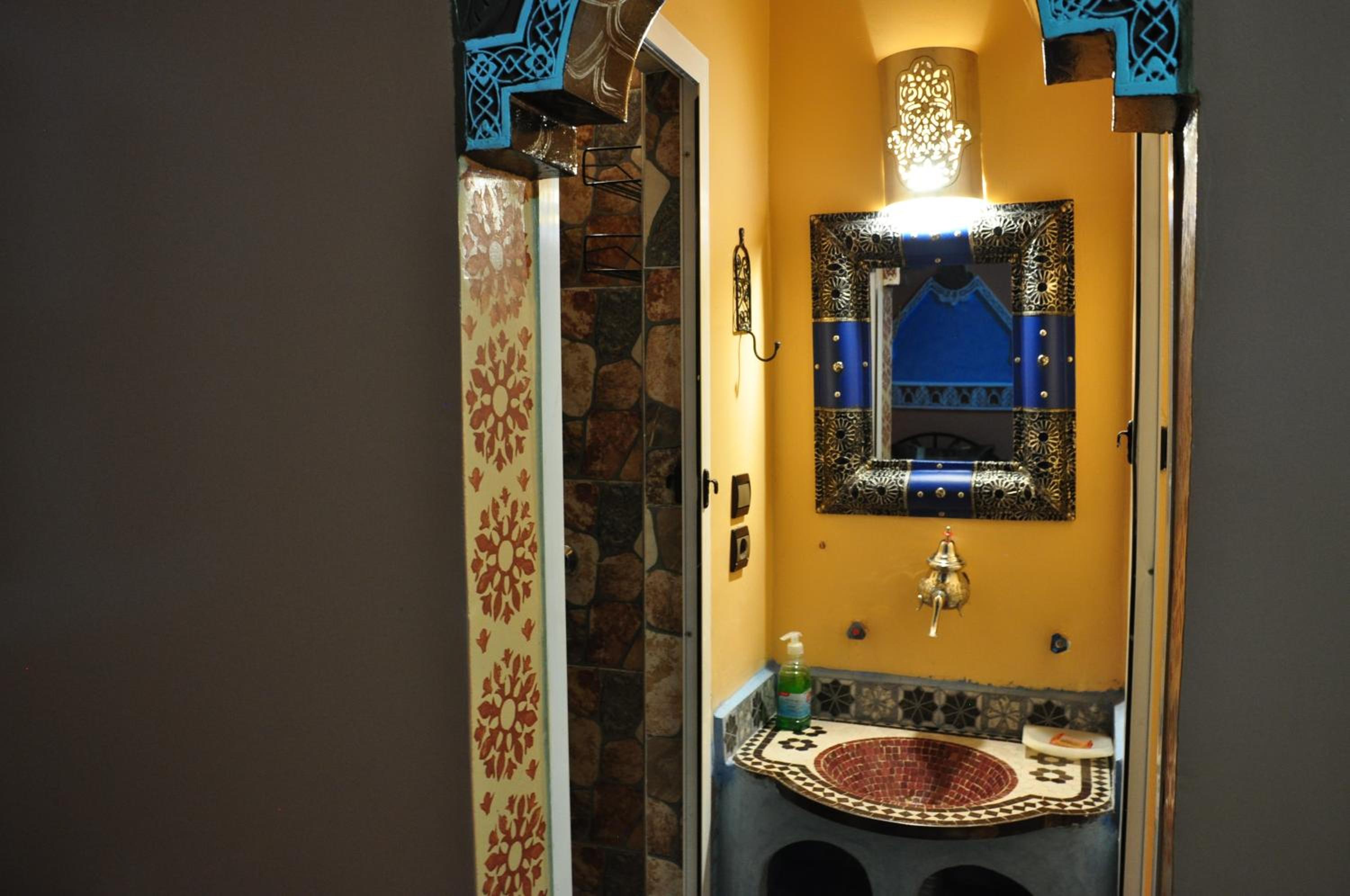 Quadruple Room - Photo 4