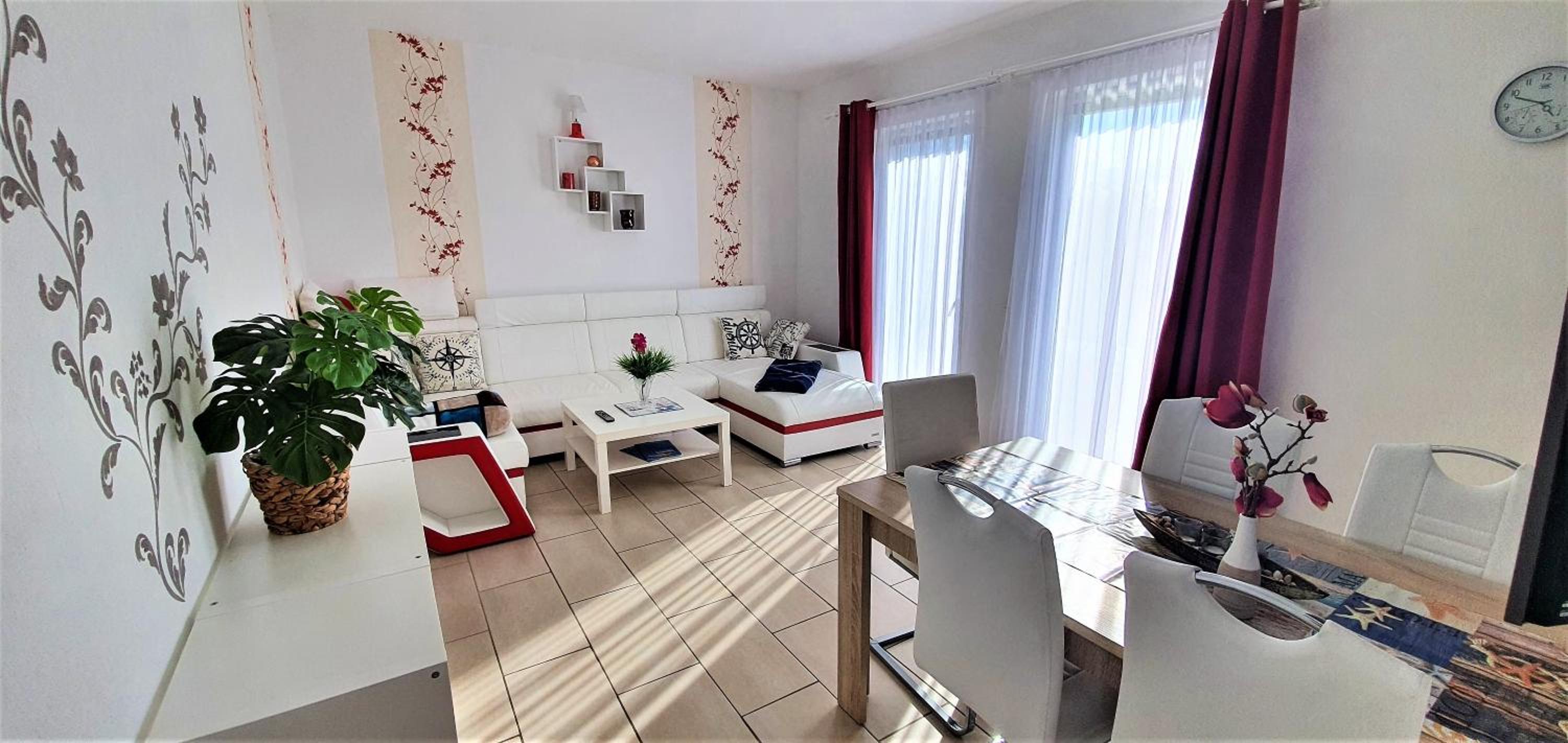 Apartment with Terrace photo 1