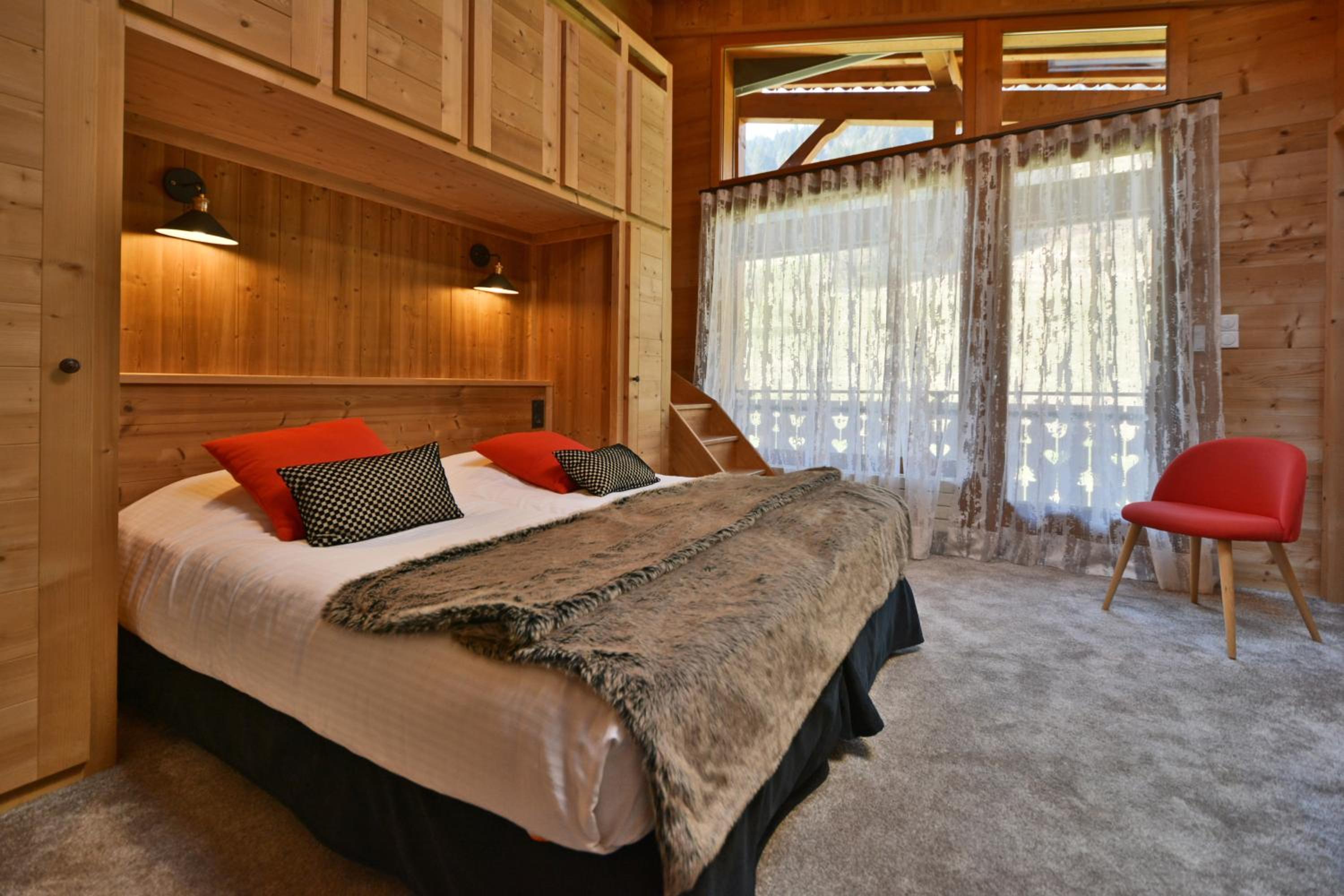 Superior Triple Room with Bath photo 3