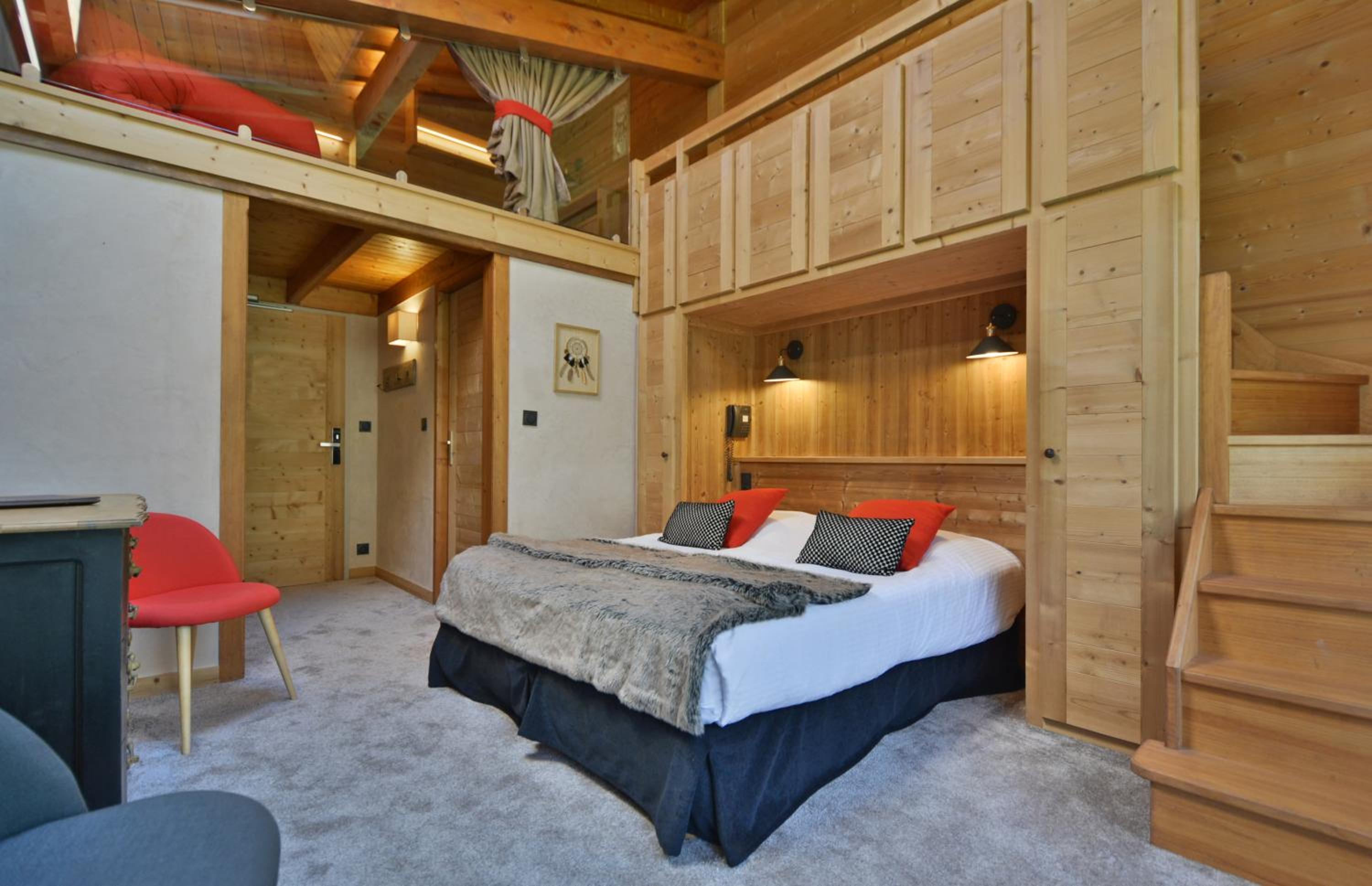 Superior Triple Room with Bath photo 2