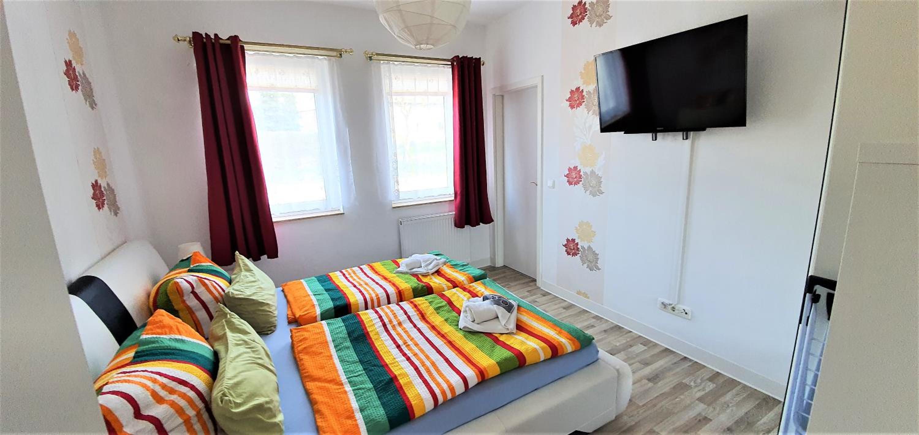 Apartment with Terrace photo 2