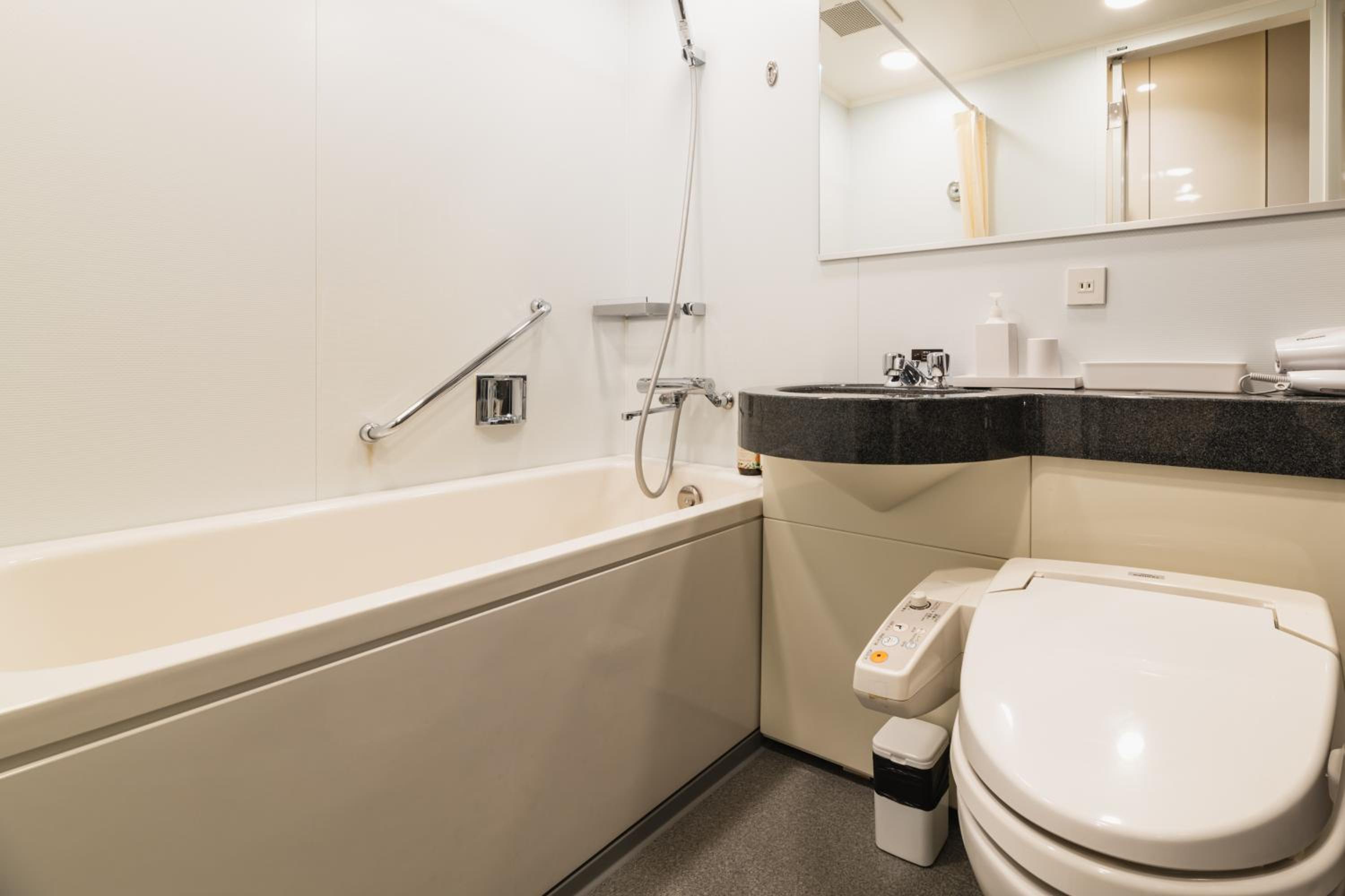 Standard Twin Room - Photo 10