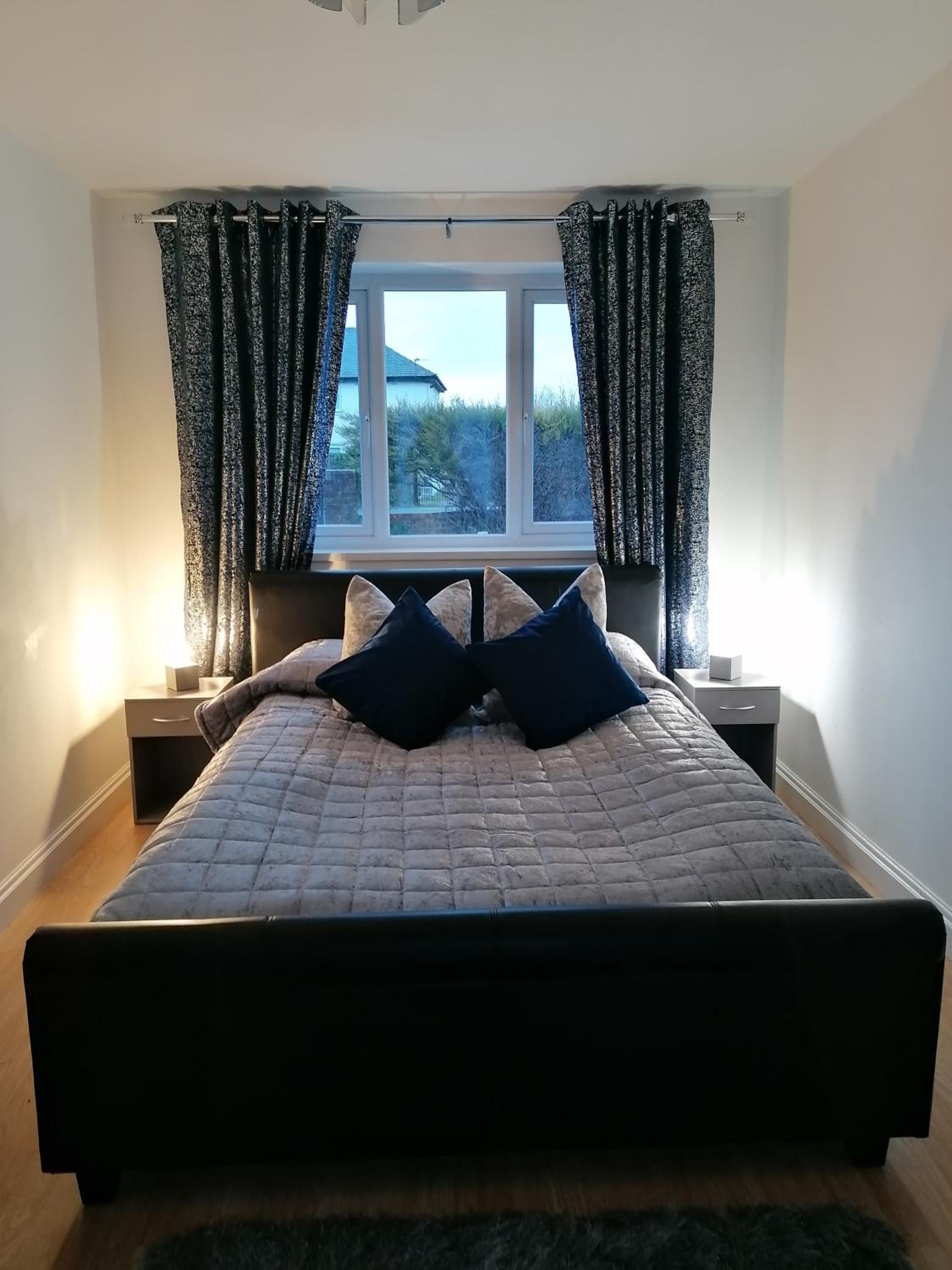 One-Bedroom Apartment - Photo 1