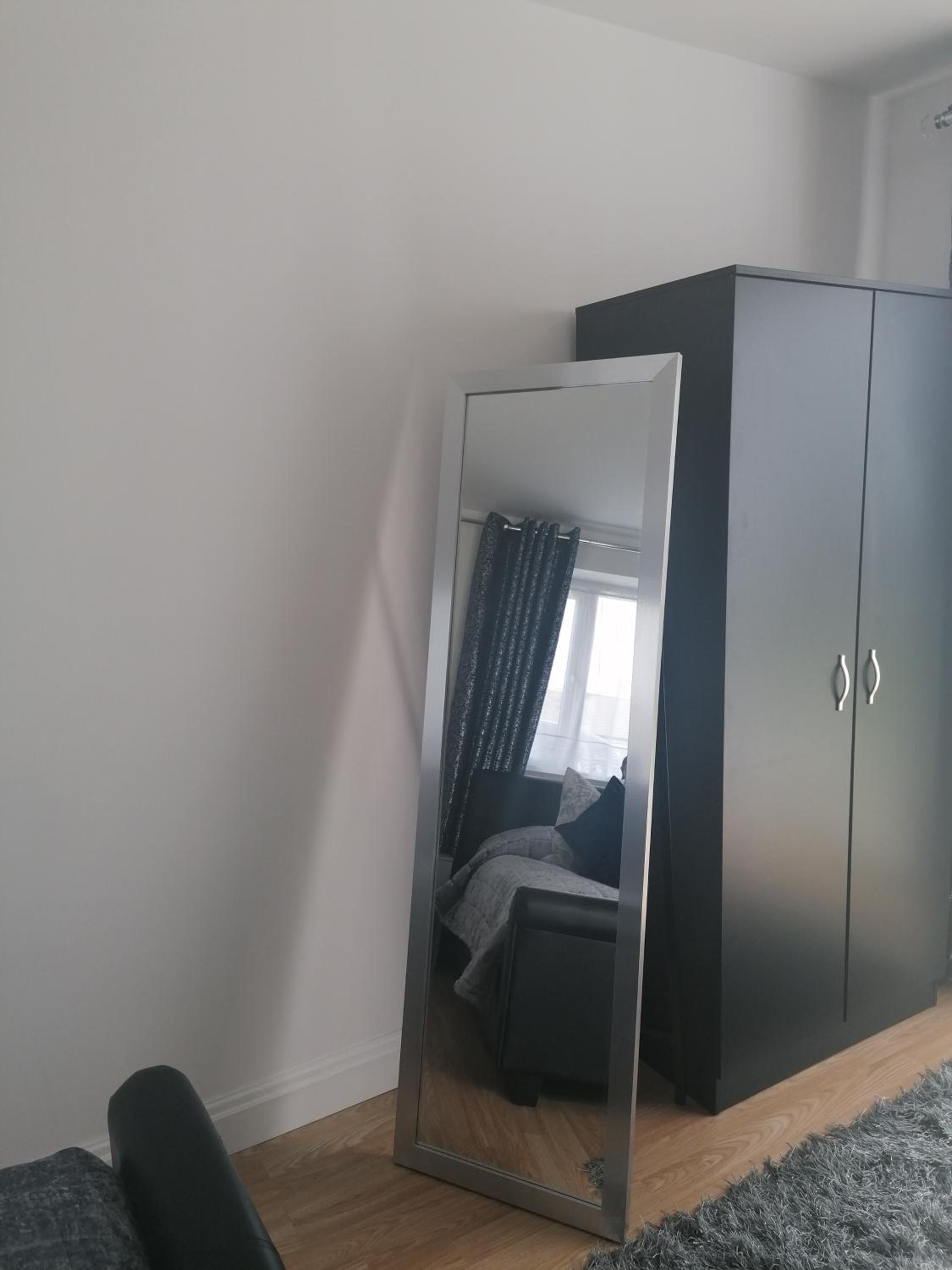 One-Bedroom Apartment - Photo 10