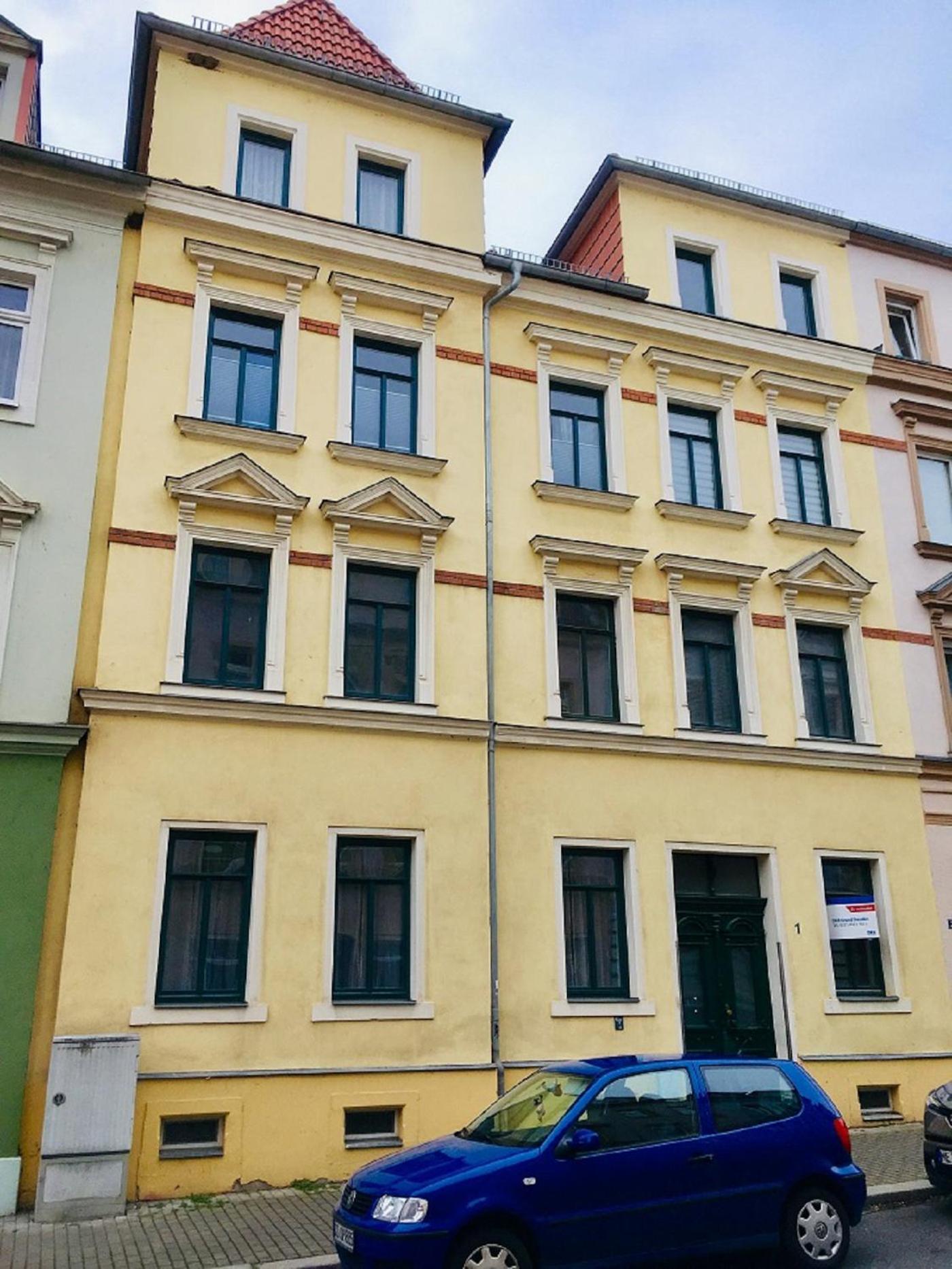 Apartment with Balcony photo 1