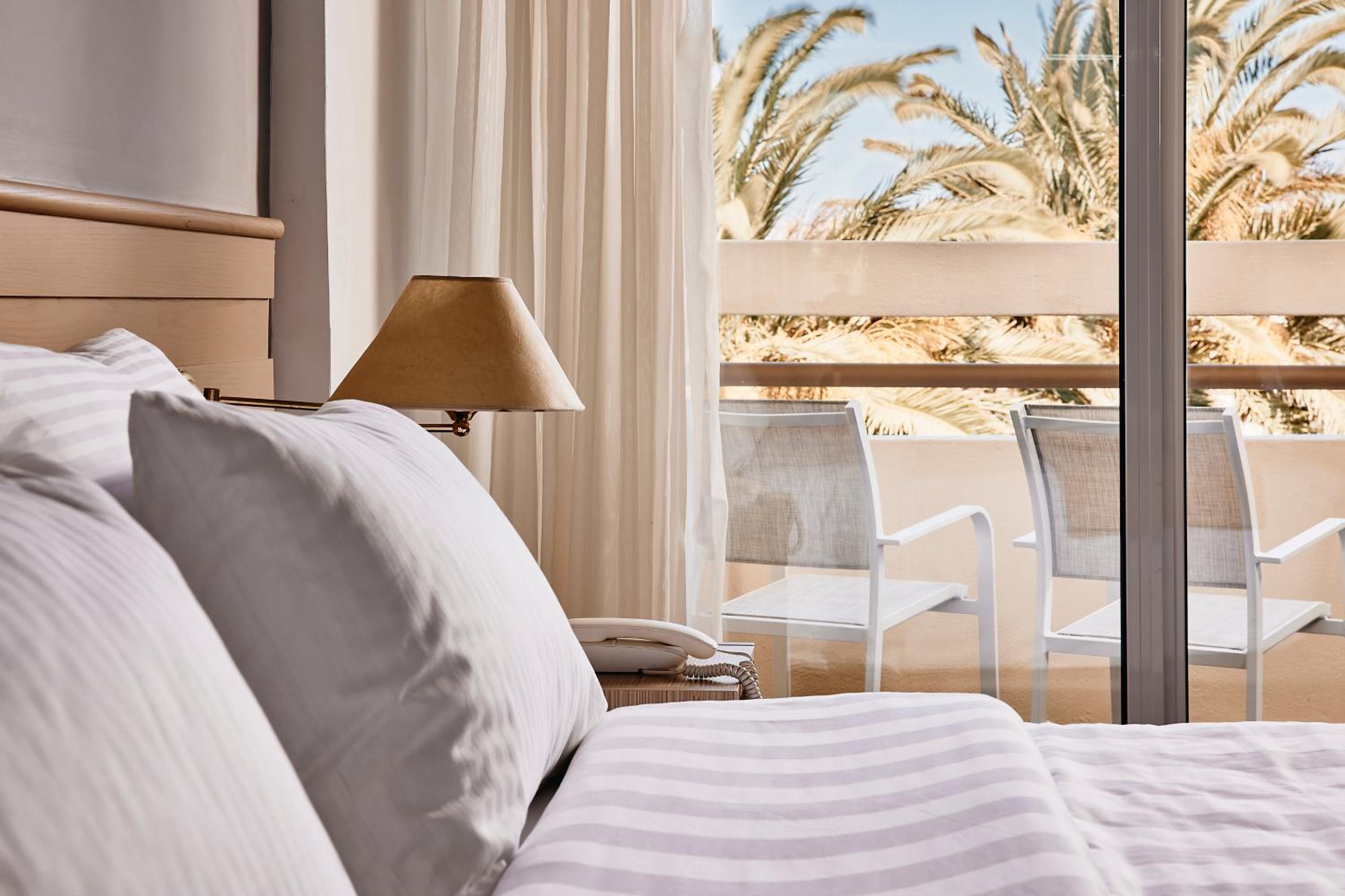 Double Room with Garden View - Photo 4