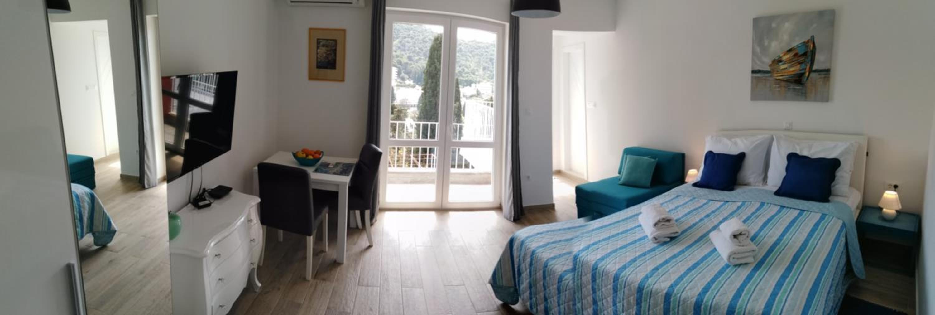 Apartment with Sea View thumbnail 6