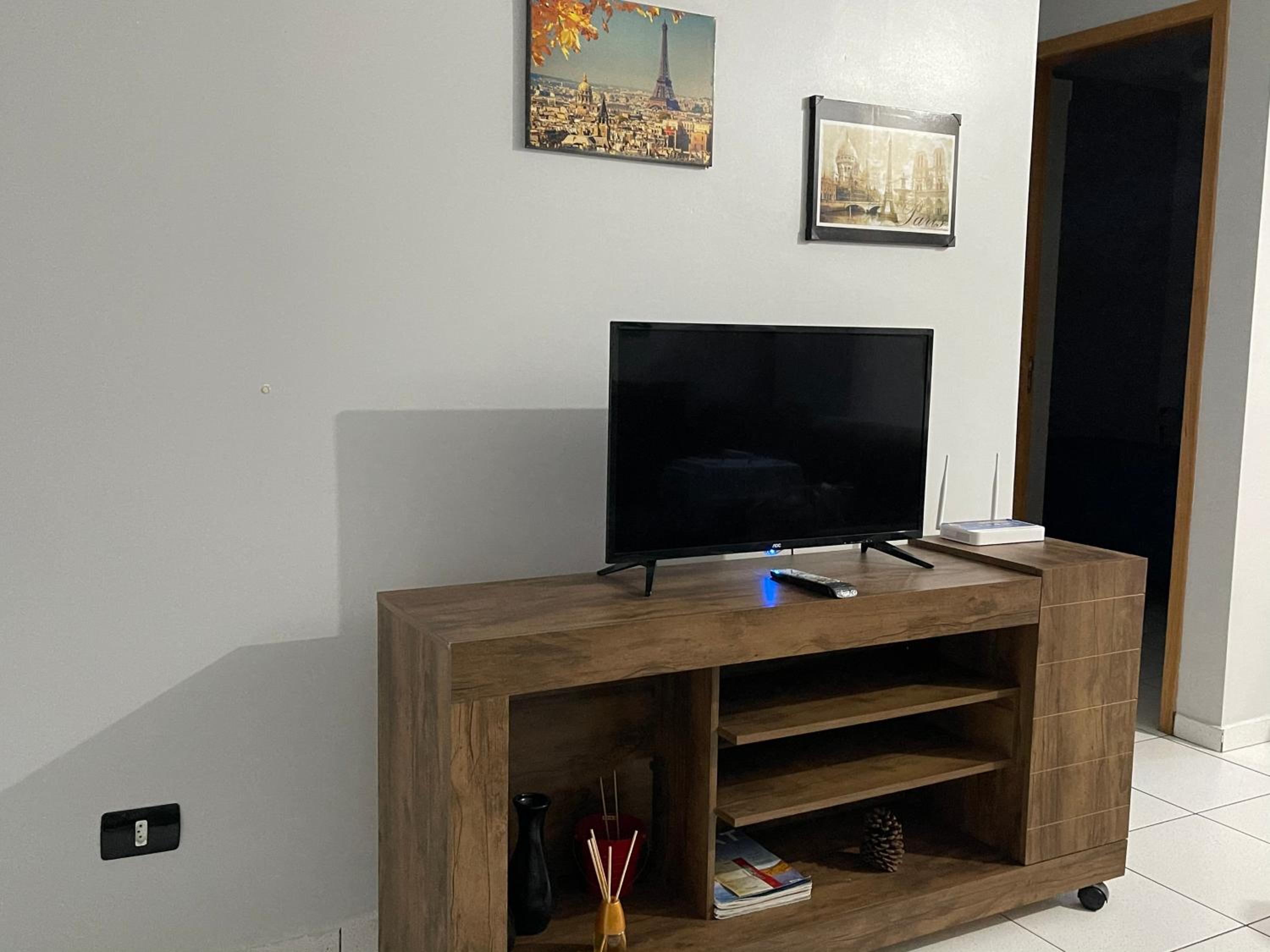 Two-Bedroom Apartment - Photo 4