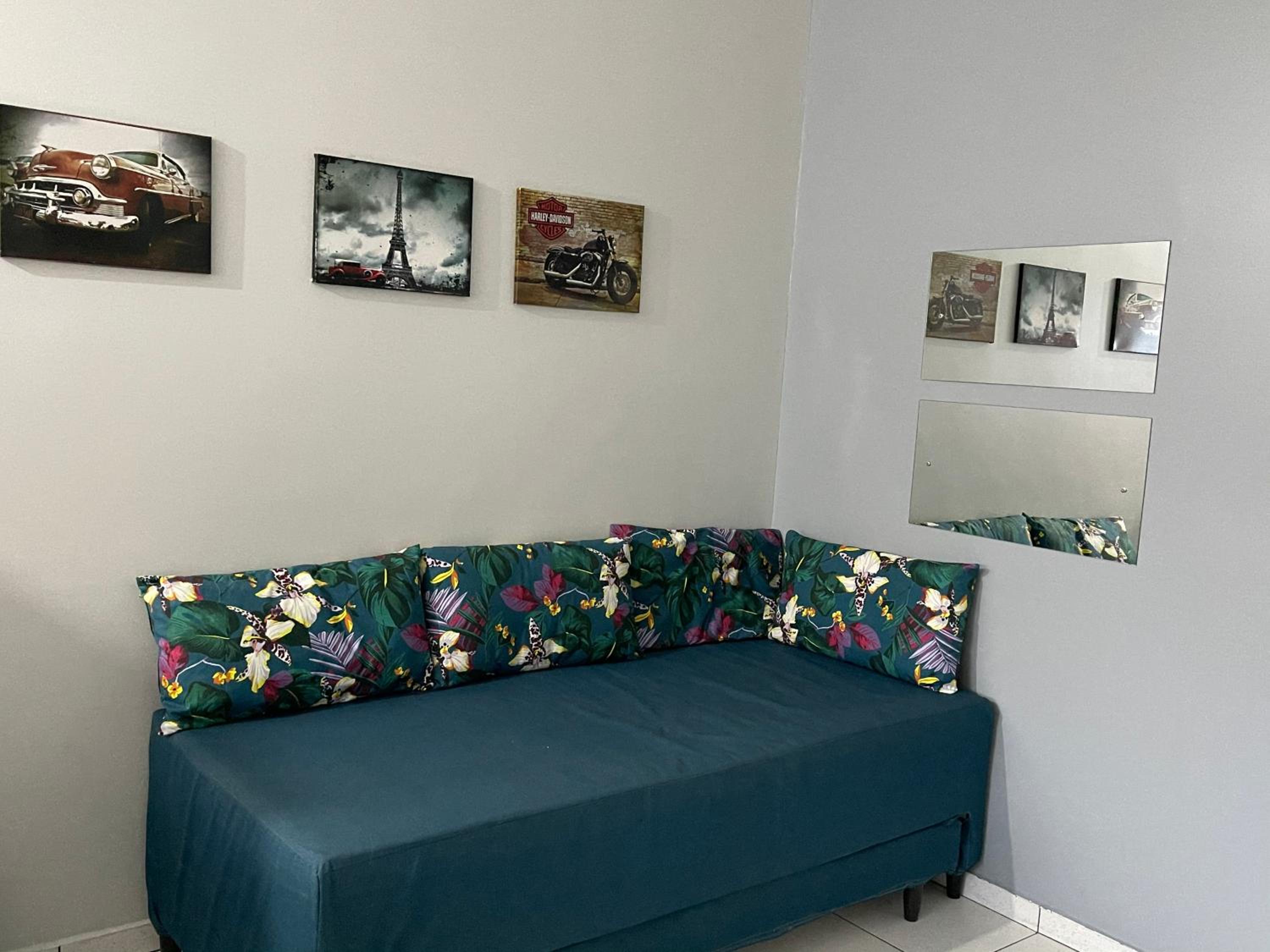 Two-Bedroom Apartment - Photo 3