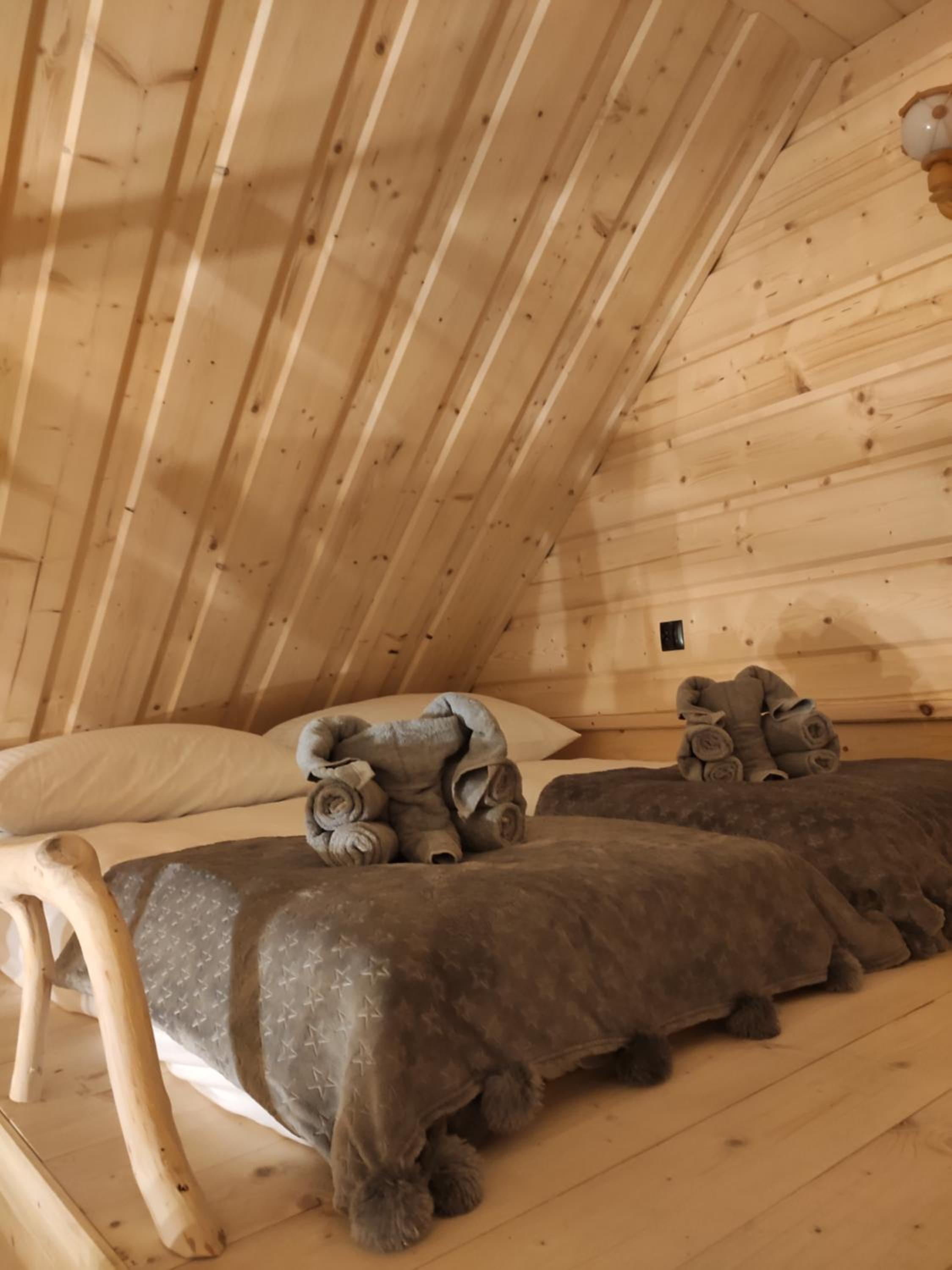Two-Bedroom Chalet - Photo 6