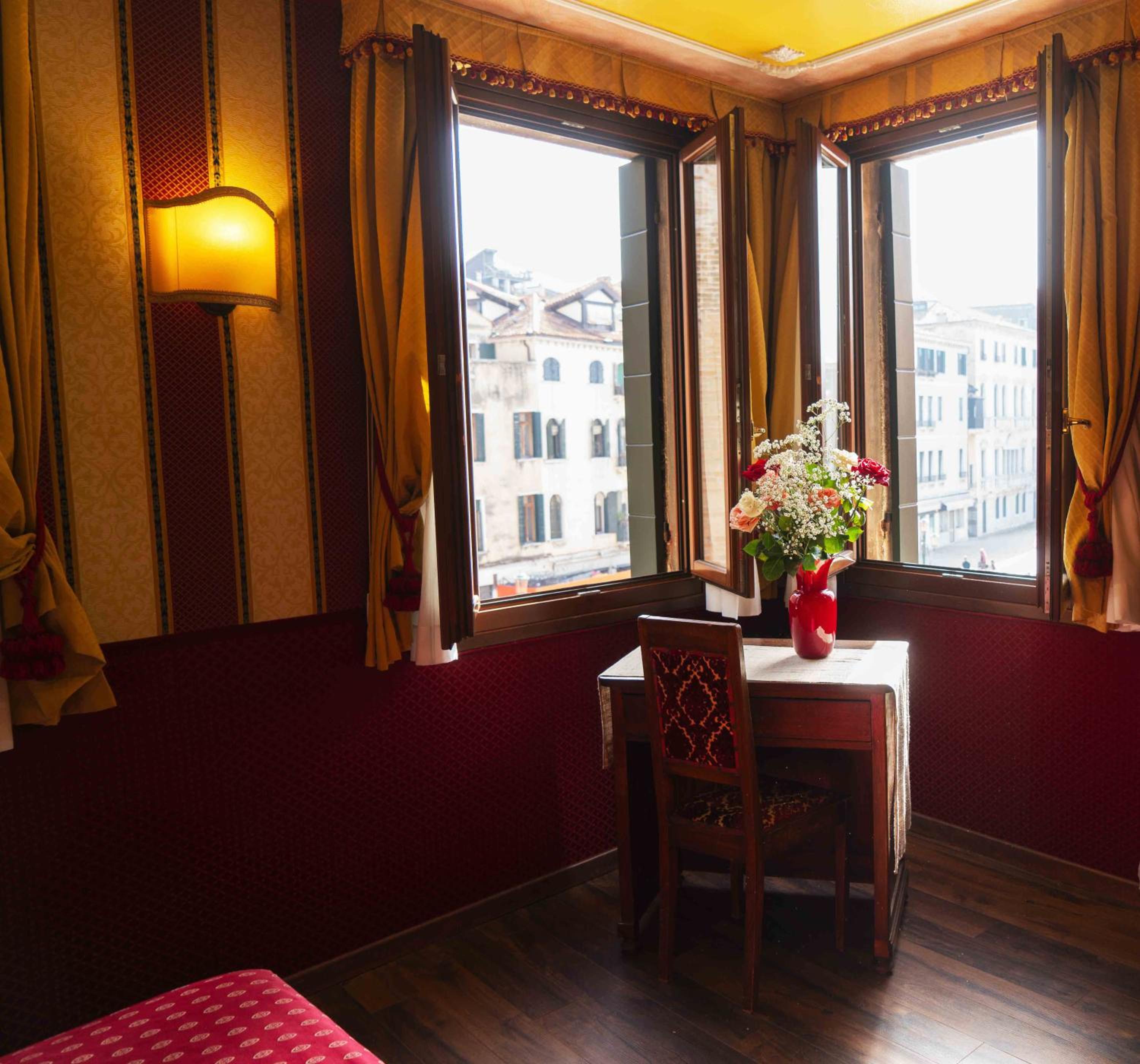 Double Or Twin Room With City View photo 2