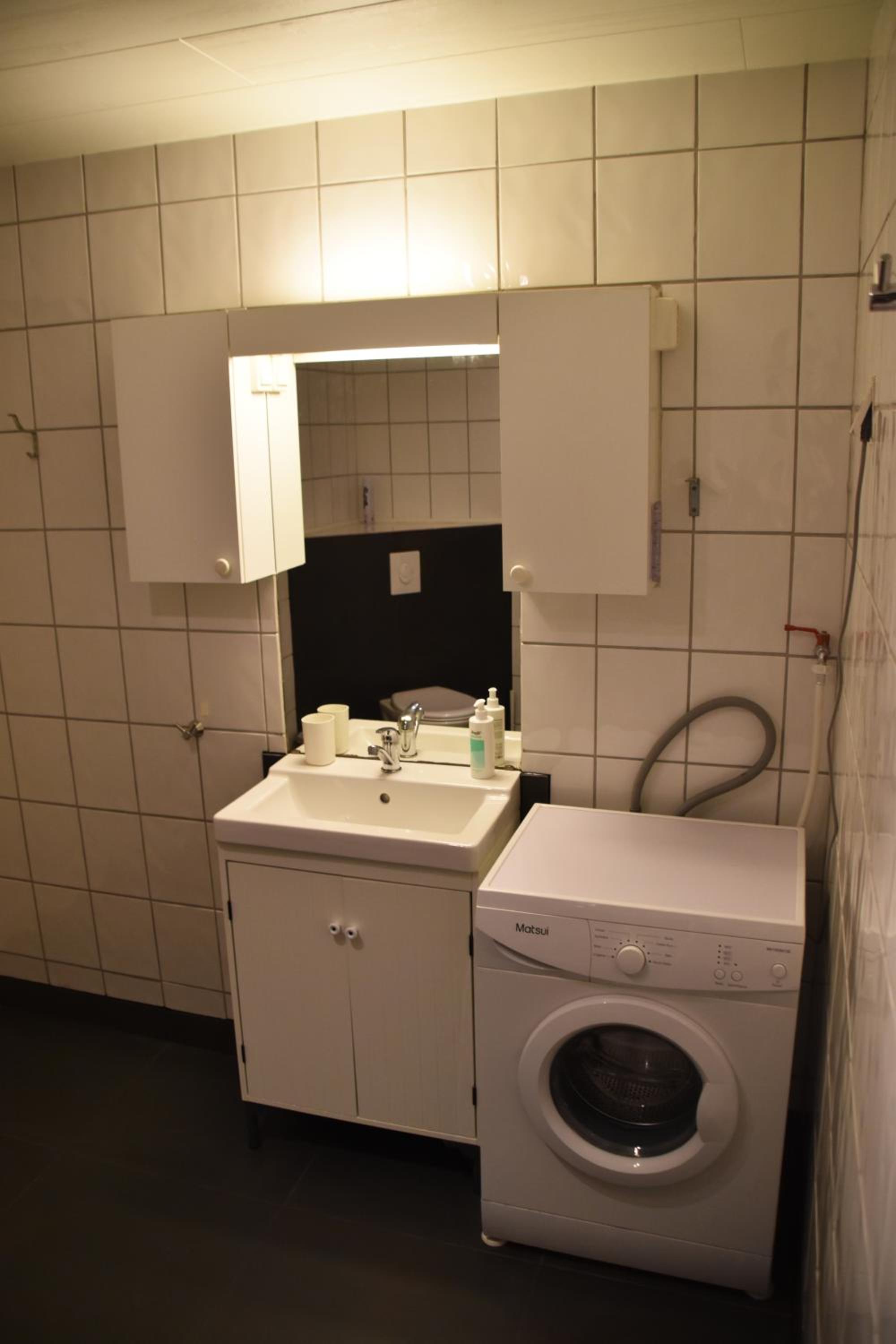 Two-Bedroom Apartment - Photo 20