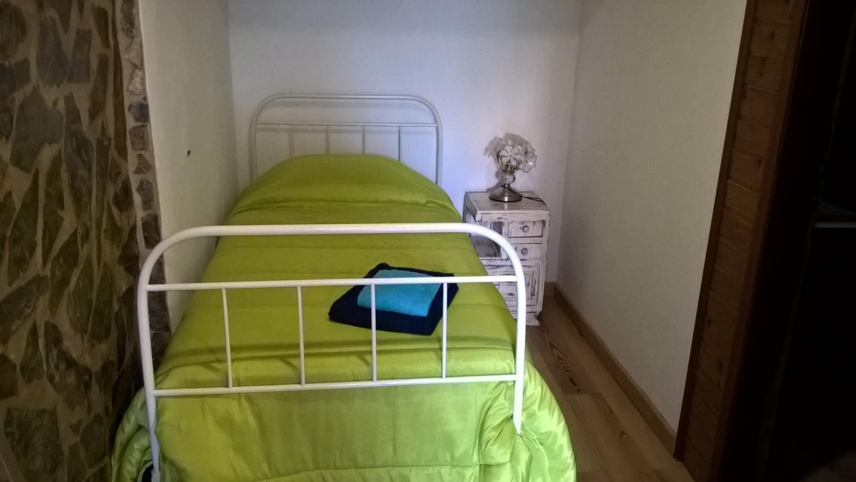 Triple Room with Private Bathroom - Photo 6