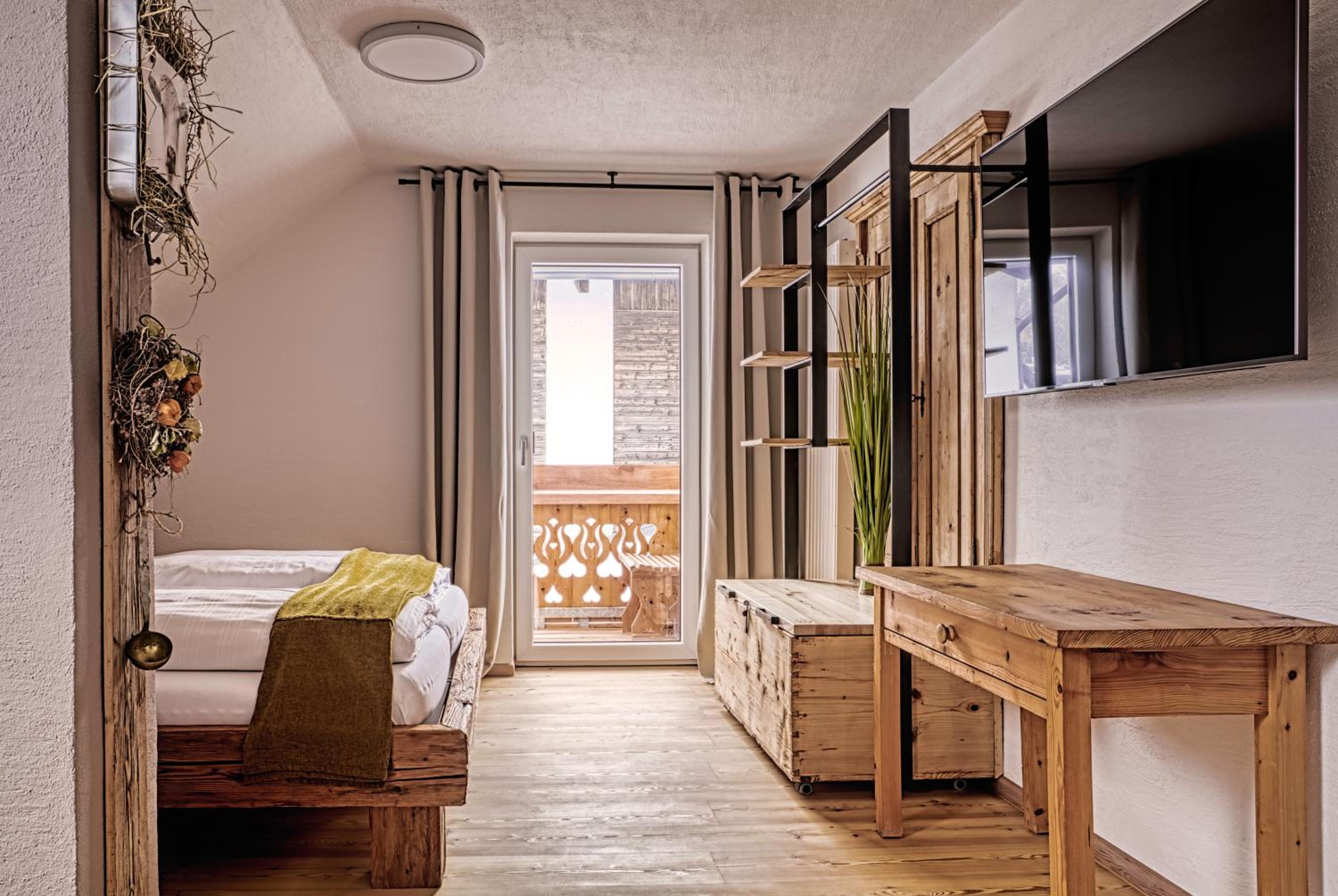Double Room - Photo 15