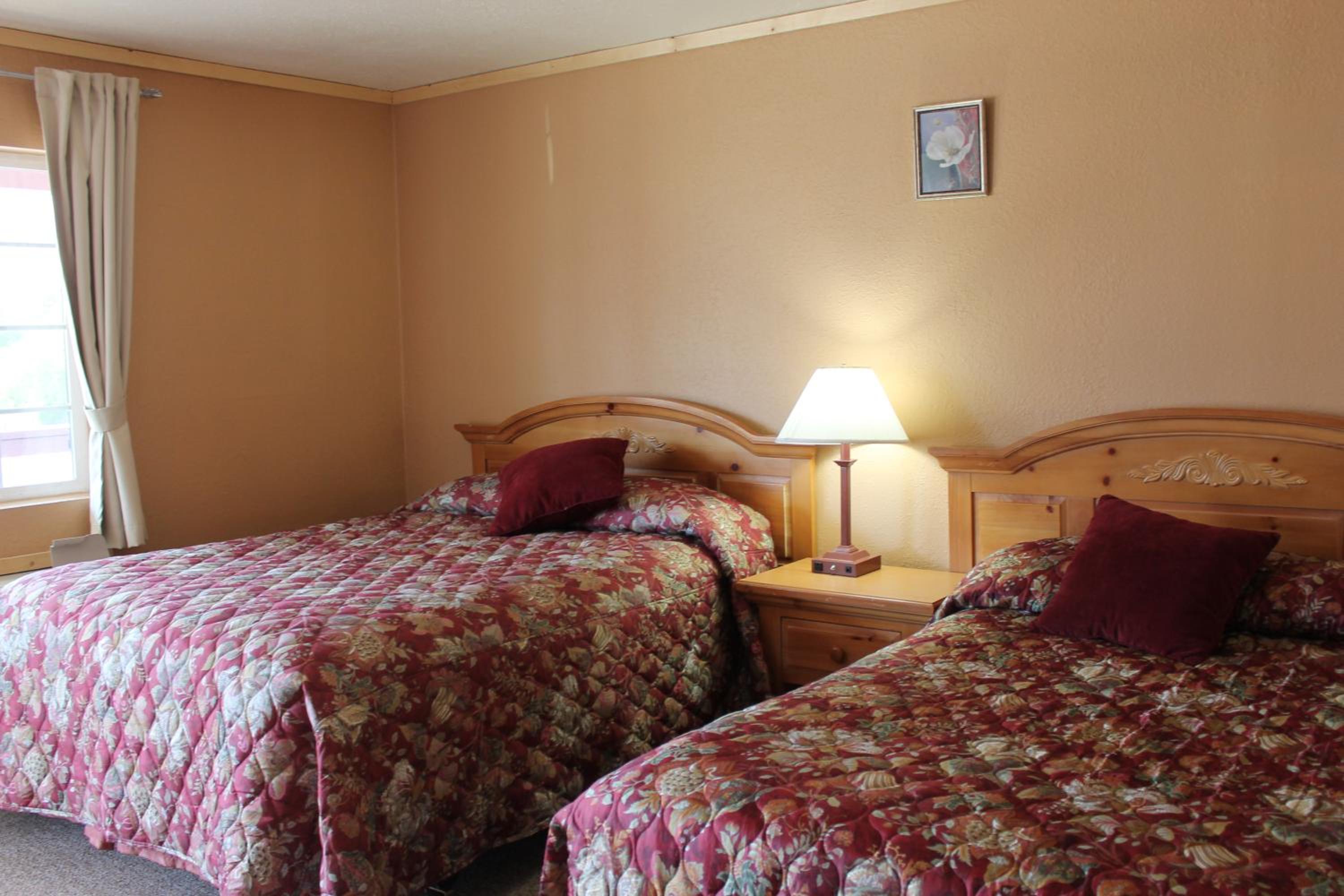 Double Room with Two Double Beds - Photo 6
