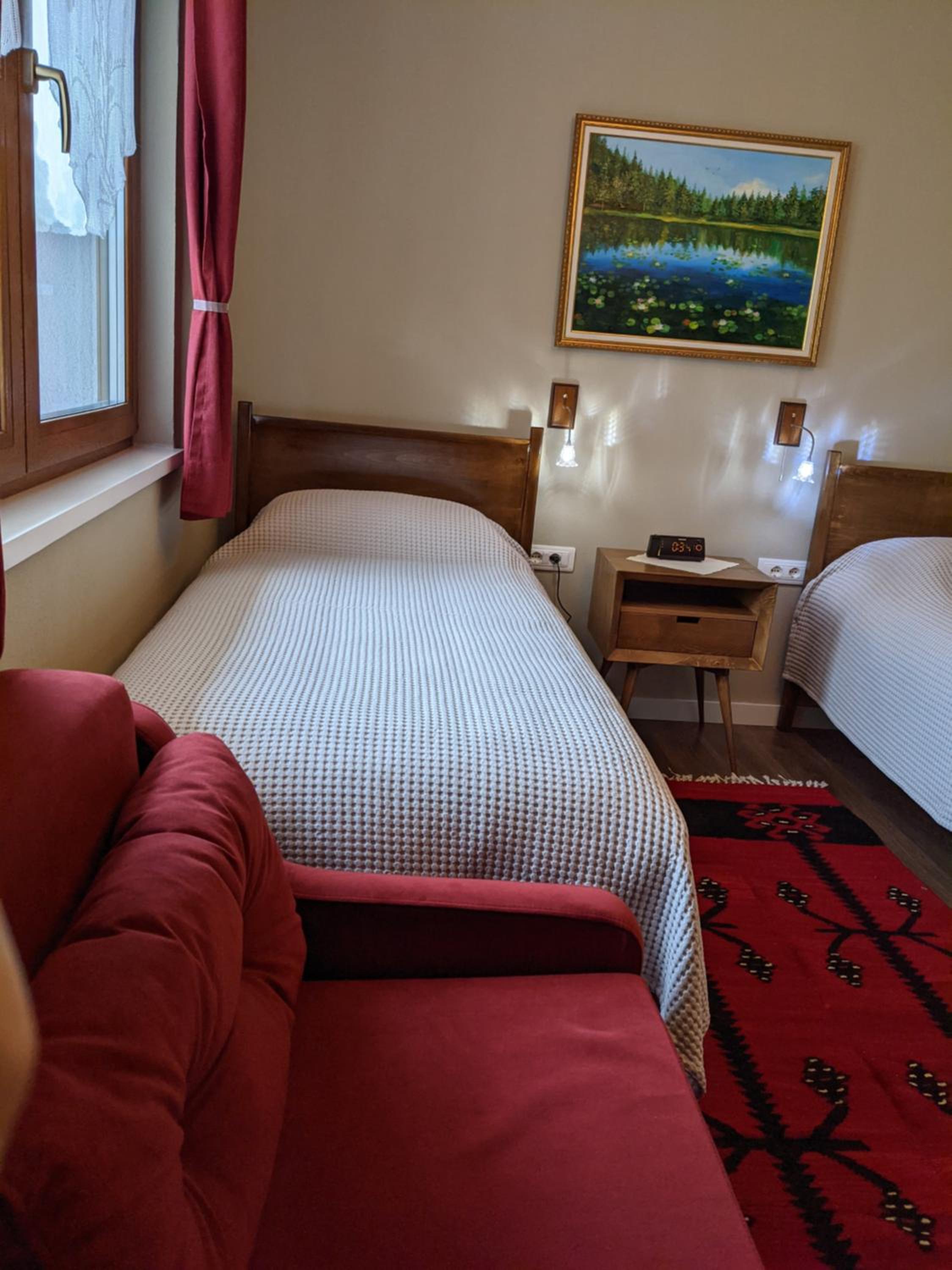 Large Twin Room photo 3