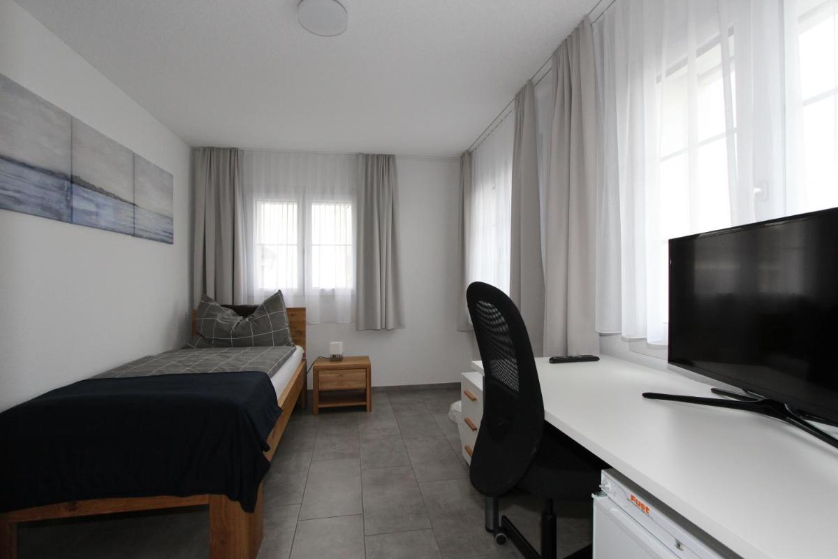 Single Room with Shower photo 3