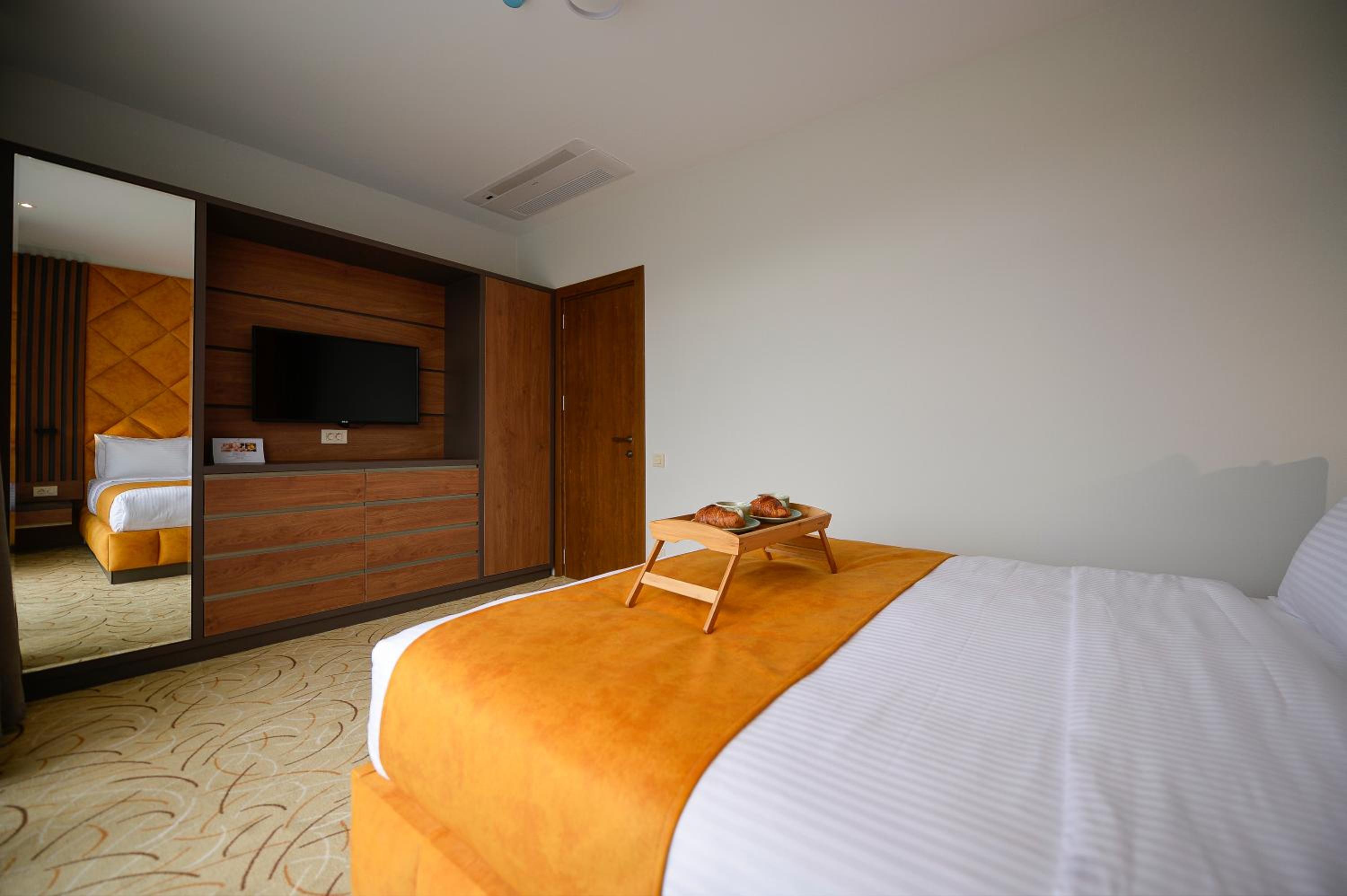 Suite with Sea View - Photo 4