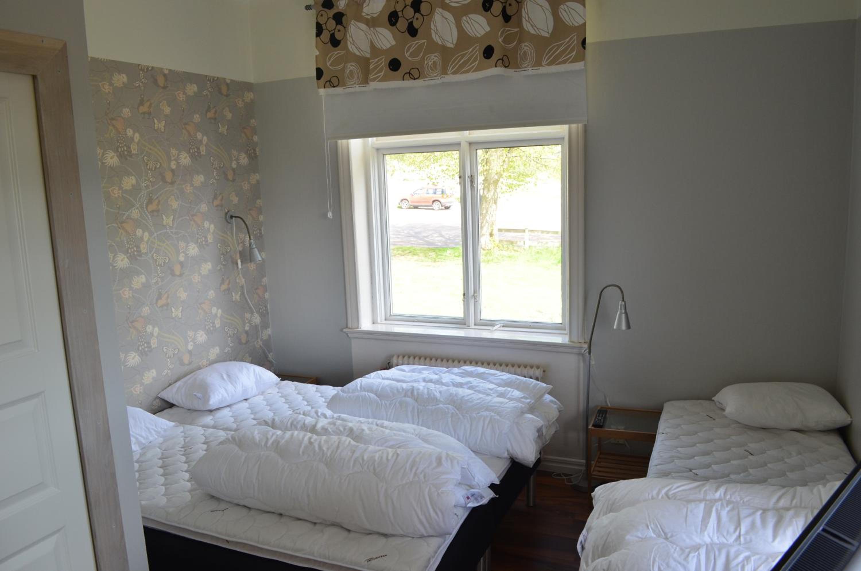 Economy Triple Room photo 1