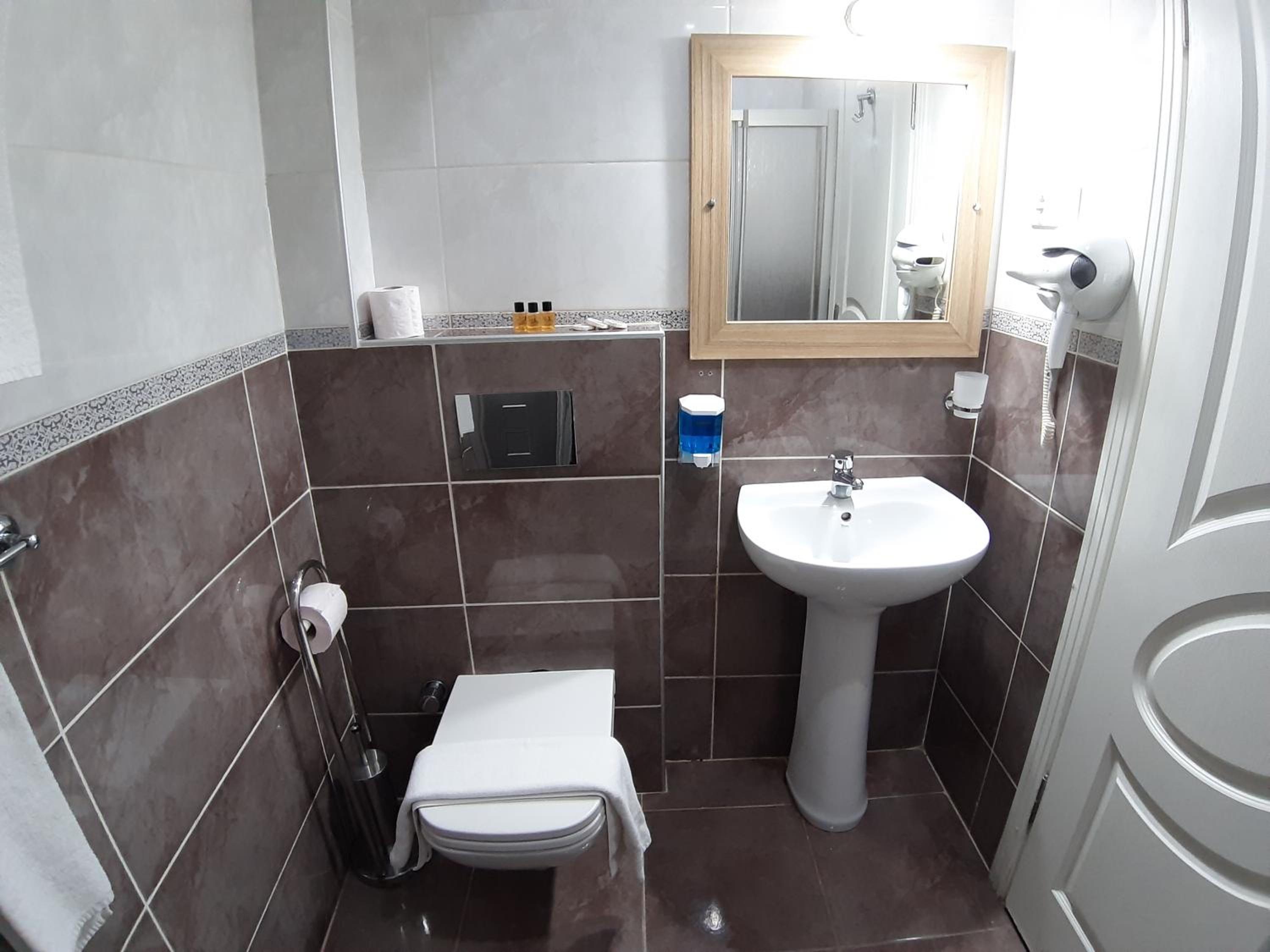 Standard Double Room photo 2
