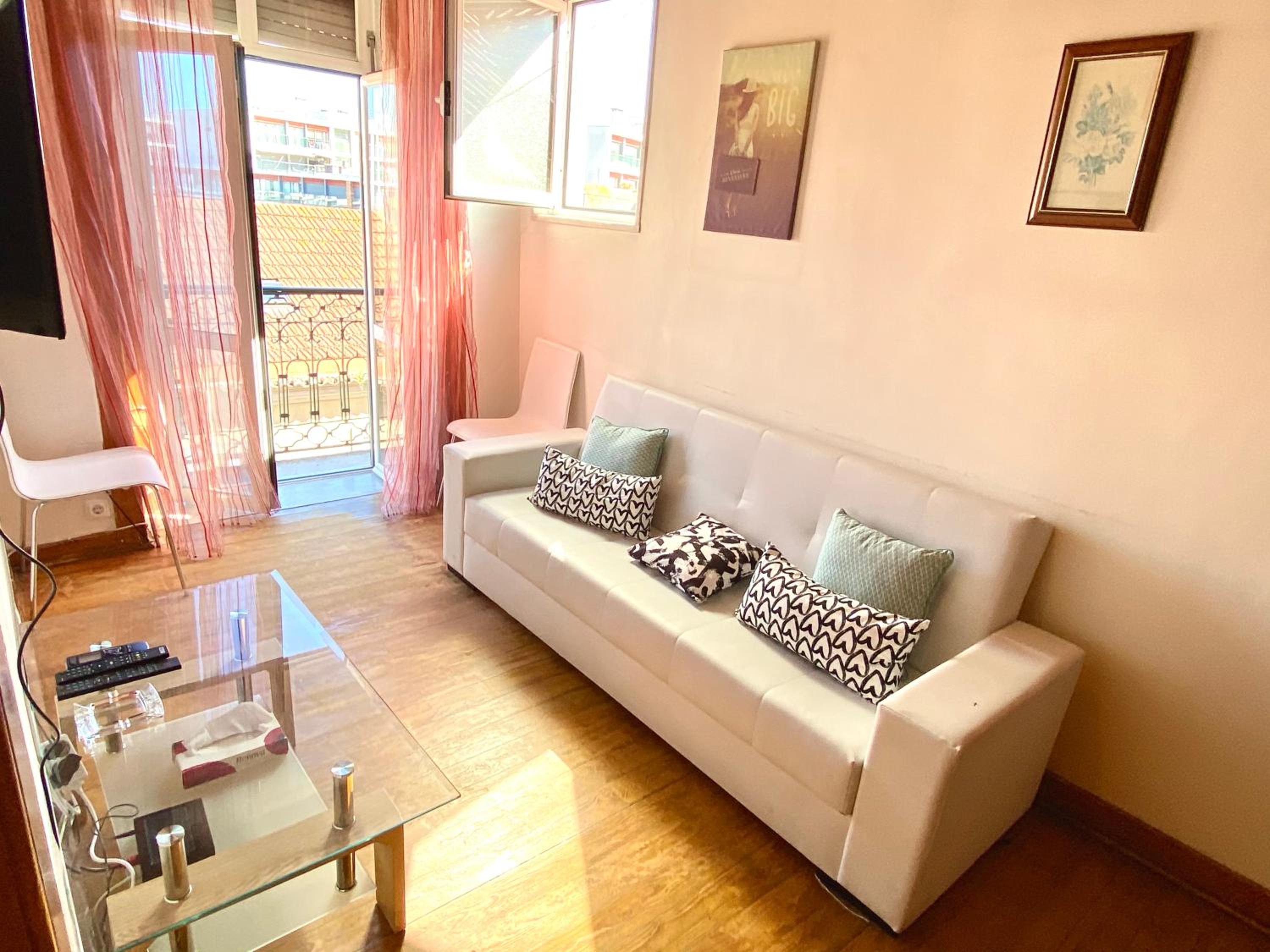 Three-Bedroom Apartment - Photo 51